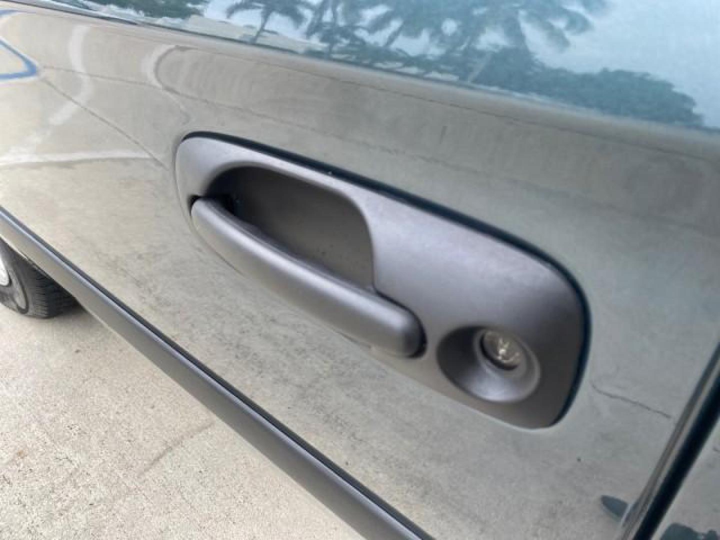 2007 Magnesium Pearl /Medium Slate Gray Dodge Caravan SE 1 OWNER LOW MILES 57,531 (1D4GP25B07B) with an 2.4L DOHC SMPI 16-Valve 4-Cyl Engine engine, Automatic transmission, located at 4701 North Dixie Hwy, Pompano Beach, FL, 33064, (954) 422-2889, 26.240938, -80.123474 - OUR WEBPAGE FLORIDACARS1.COM HAS OVER 100 PHOTOS AND FREE CARFAX LINK 2007 DODGE CARAVAN SE VIN: 1D4GP25B07B182994 1 D 4 G P 2 5 B 0 7 B 1 8 2 9 9 4 VAN 2.4L I4 F DOHC GASOLINE FRONT WHEEL DRIVE Top Features Cloth Seats Third Row Seat Basic Features AM/FM Stereo Air Conditioning Automatic Transmissi - Photo#28