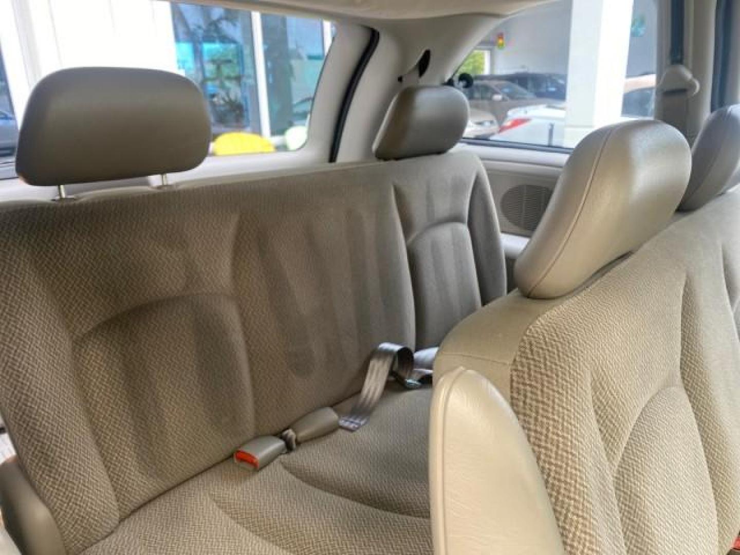 2007 Magnesium Pearl /Medium Slate Gray Dodge Caravan SE 1 OWNER LOW MILES 57,531 (1D4GP25B07B) with an 2.4L DOHC SMPI 16-Valve 4-Cyl Engine engine, Automatic transmission, located at 4701 North Dixie Hwy, Pompano Beach, FL, 33064, (954) 422-2889, 26.240938, -80.123474 - OUR WEBPAGE FLORIDACARS1.COM HAS OVER 100 PHOTOS AND FREE CARFAX LINK 2007 DODGE CARAVAN SE VIN: 1D4GP25B07B182994 1 D 4 G P 2 5 B 0 7 B 1 8 2 9 9 4 VAN 2.4L I4 F DOHC GASOLINE FRONT WHEEL DRIVE Top Features Cloth Seats Third Row Seat Basic Features AM/FM Stereo Air Conditioning Automatic Transmissi - Photo#92