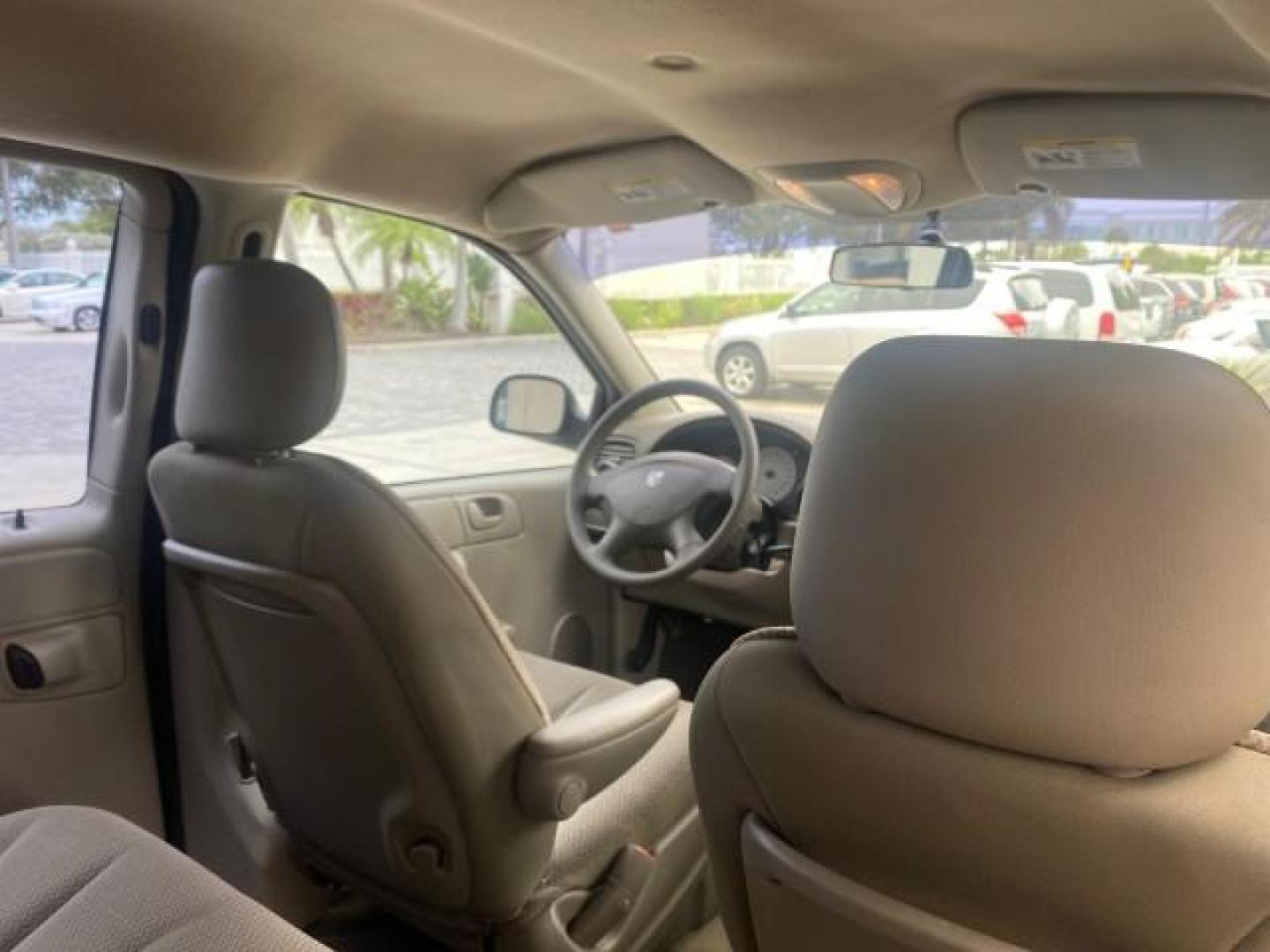 2007 Magnesium Pearl /Medium Slate Gray Dodge Caravan SE 1 OWNER LOW MILES 57,531 (1D4GP25B07B) with an 2.4L DOHC SMPI 16-Valve 4-Cyl Engine engine, Automatic transmission, located at 4701 North Dixie Hwy, Pompano Beach, FL, 33064, (954) 422-2889, 26.240938, -80.123474 - OUR WEBPAGE FLORIDACARS1.COM HAS OVER 100 PHOTOS AND FREE CARFAX LINK 2007 DODGE CARAVAN SE VIN: 1D4GP25B07B182994 1 D 4 G P 2 5 B 0 7 B 1 8 2 9 9 4 VAN 2.4L I4 F DOHC GASOLINE FRONT WHEEL DRIVE Top Features Cloth Seats Third Row Seat Basic Features AM/FM Stereo Air Conditioning Automatic Transmissi - Photo#96