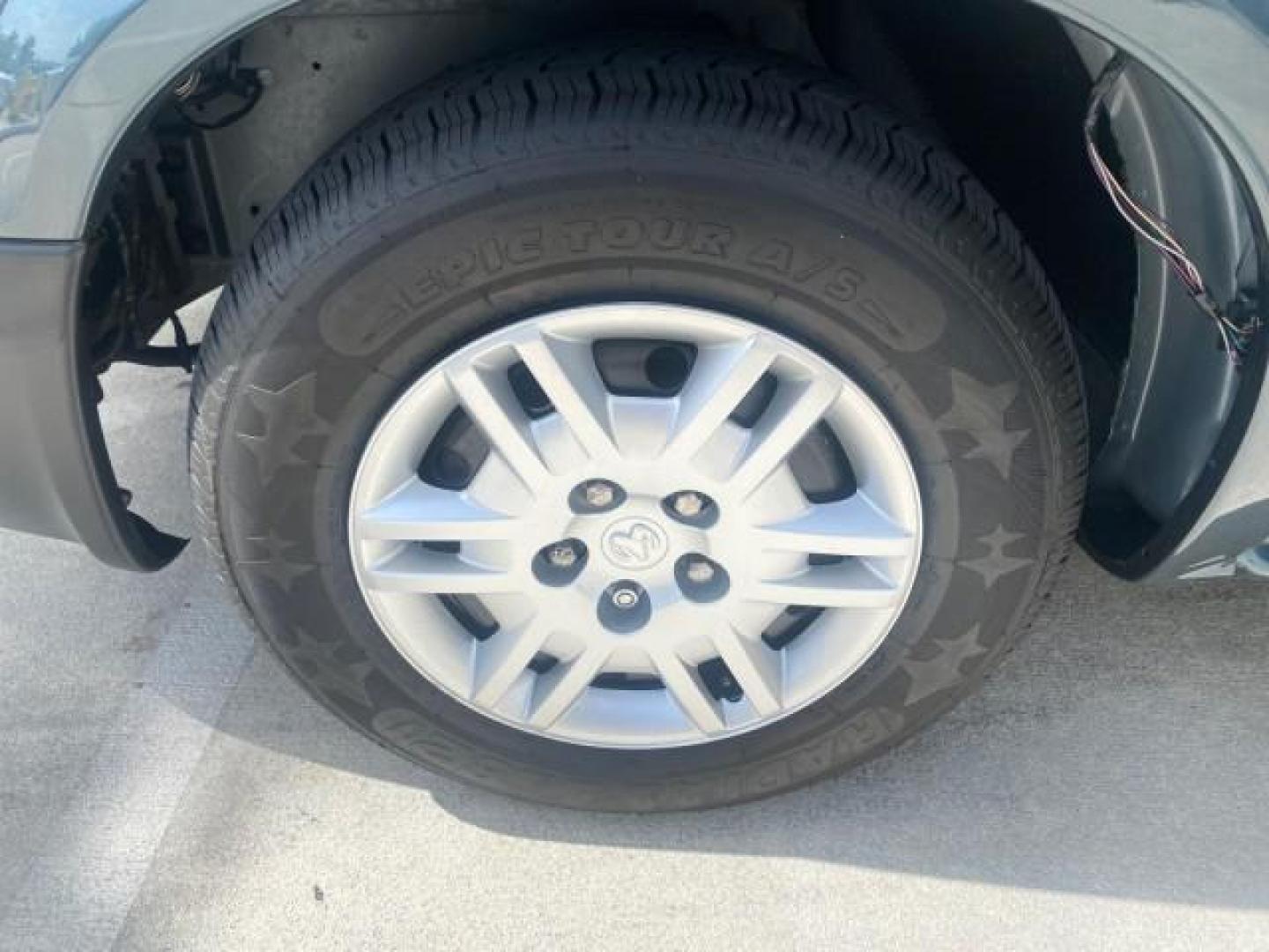 2007 Magnesium Pearl /Medium Slate Gray Dodge Caravan SE 1 OWNER LOW MILES 57,531 (1D4GP25B07B) with an 2.4L DOHC SMPI 16-Valve 4-Cyl Engine engine, Automatic transmission, located at 4701 North Dixie Hwy, Pompano Beach, FL, 33064, (954) 422-2889, 26.240938, -80.123474 - OUR WEBPAGE FLORIDACARS1.COM HAS OVER 100 PHOTOS AND FREE CARFAX LINK 2007 DODGE CARAVAN SE VIN: 1D4GP25B07B182994 1 D 4 G P 2 5 B 0 7 B 1 8 2 9 9 4 VAN 2.4L I4 F DOHC GASOLINE FRONT WHEEL DRIVE Top Features Cloth Seats Third Row Seat Basic Features AM/FM Stereo Air Conditioning Automatic Transmissi - Photo#19