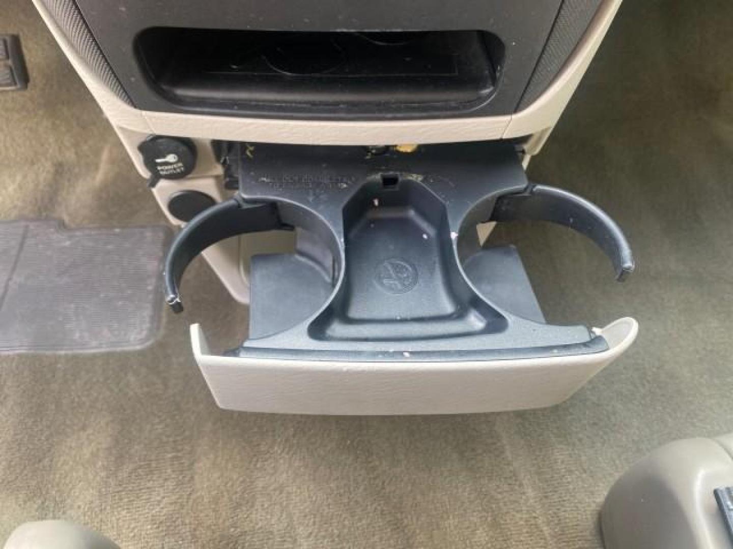 2007 Magnesium Pearl /Medium Slate Gray Dodge Caravan SE 1 OWNER LOW MILES 57,531 (1D4GP25B07B) with an 2.4L DOHC SMPI 16-Valve 4-Cyl Engine engine, Automatic transmission, located at 4701 North Dixie Hwy, Pompano Beach, FL, 33064, (954) 422-2889, 26.240938, -80.123474 - OUR WEBPAGE FLORIDACARS1.COM HAS OVER 100 PHOTOS AND FREE CARFAX LINK 2007 DODGE CARAVAN SE VIN: 1D4GP25B07B182994 1 D 4 G P 2 5 B 0 7 B 1 8 2 9 9 4 VAN 2.4L I4 F DOHC GASOLINE FRONT WHEEL DRIVE Top Features Cloth Seats Third Row Seat Basic Features AM/FM Stereo Air Conditioning Automatic Transmissi - Photo#48