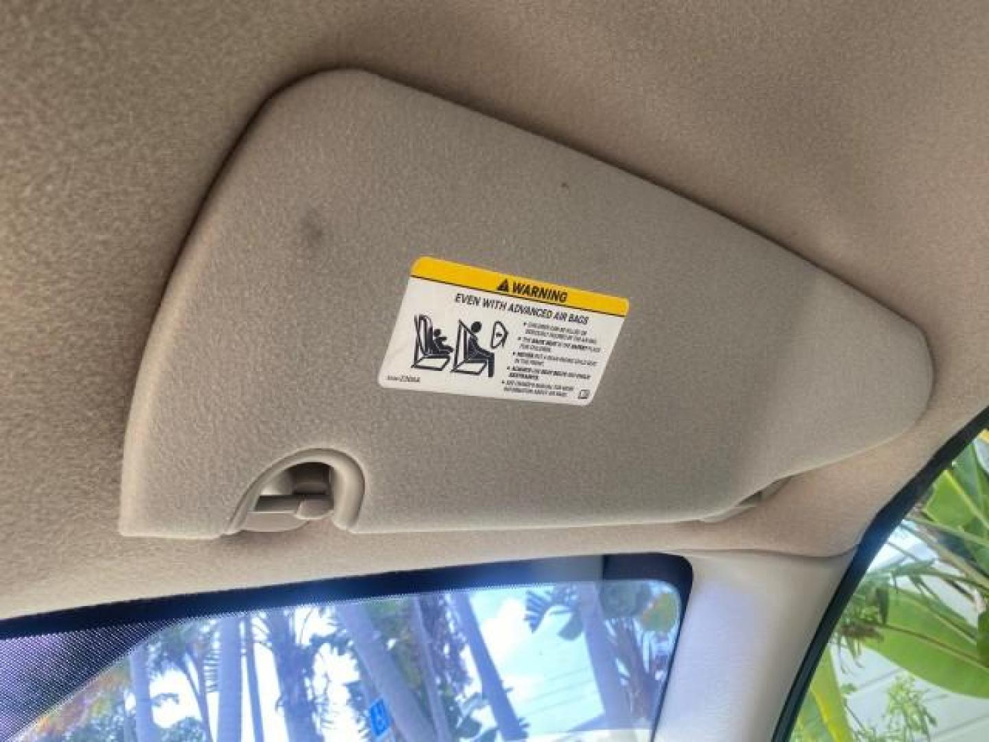 2007 Magnesium Pearl /Medium Slate Gray Dodge Caravan SE 1 OWNER LOW MILES 57,531 (1D4GP25B07B) with an 2.4L DOHC SMPI 16-Valve 4-Cyl Engine engine, Automatic transmission, located at 4701 North Dixie Hwy, Pompano Beach, FL, 33064, (954) 422-2889, 26.240938, -80.123474 - OUR WEBPAGE FLORIDACARS1.COM HAS OVER 100 PHOTOS AND FREE CARFAX LINK 2007 DODGE CARAVAN SE VIN: 1D4GP25B07B182994 1 D 4 G P 2 5 B 0 7 B 1 8 2 9 9 4 VAN 2.4L I4 F DOHC GASOLINE FRONT WHEEL DRIVE Top Features Cloth Seats Third Row Seat Basic Features AM/FM Stereo Air Conditioning Automatic Transmissi - Photo#52