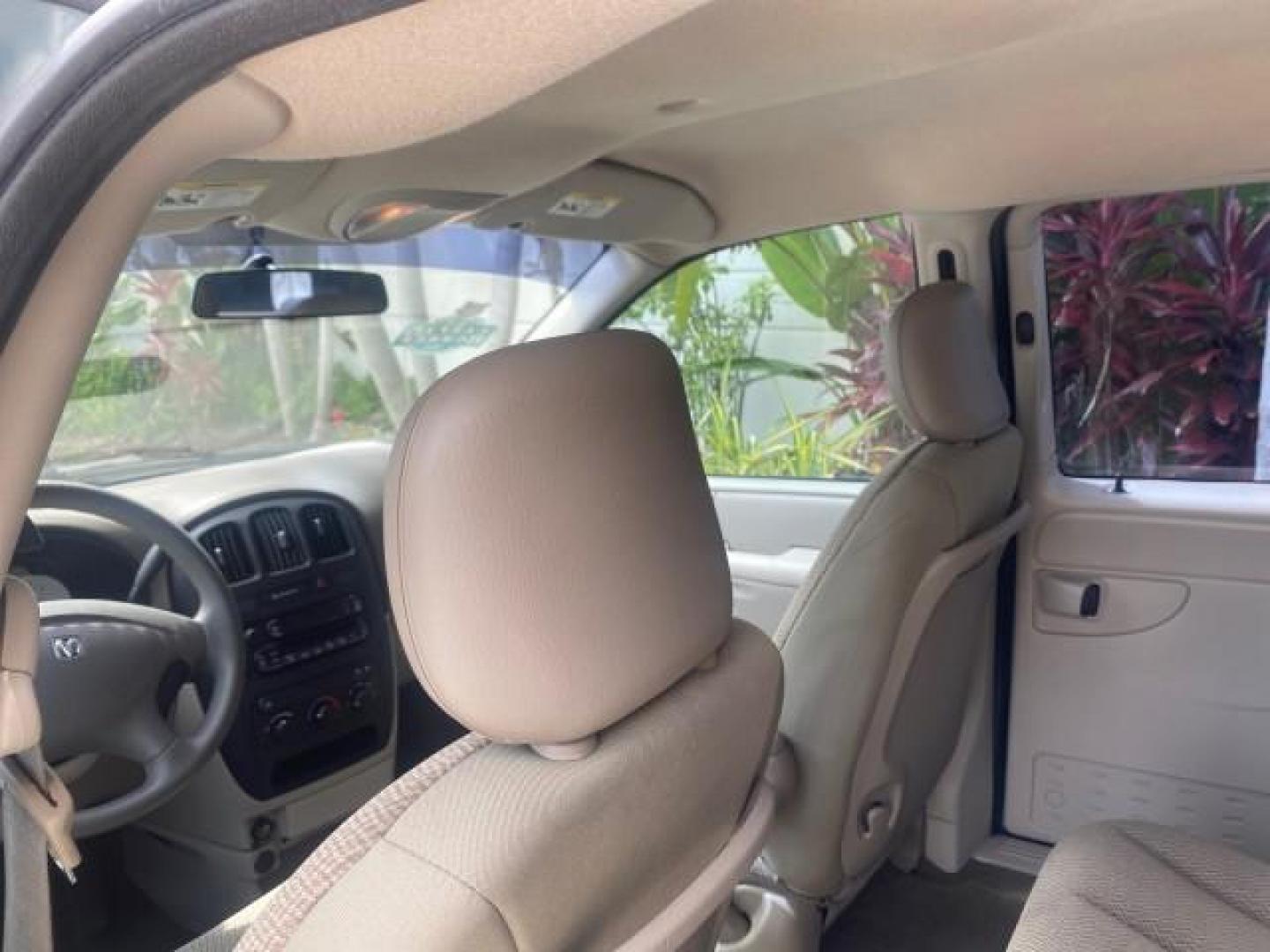 2007 Magnesium Pearl /Medium Slate Gray Dodge Caravan SE 1 OWNER LOW MILES 57,531 (1D4GP25B07B) with an 2.4L DOHC SMPI 16-Valve 4-Cyl Engine engine, Automatic transmission, located at 4701 North Dixie Hwy, Pompano Beach, FL, 33064, (954) 422-2889, 26.240938, -80.123474 - OUR WEBPAGE FLORIDACARS1.COM HAS OVER 100 PHOTOS AND FREE CARFAX LINK 2007 DODGE CARAVAN SE VIN: 1D4GP25B07B182994 1 D 4 G P 2 5 B 0 7 B 1 8 2 9 9 4 VAN 2.4L I4 F DOHC GASOLINE FRONT WHEEL DRIVE Top Features Cloth Seats Third Row Seat Basic Features AM/FM Stereo Air Conditioning Automatic Transmissi - Photo#62