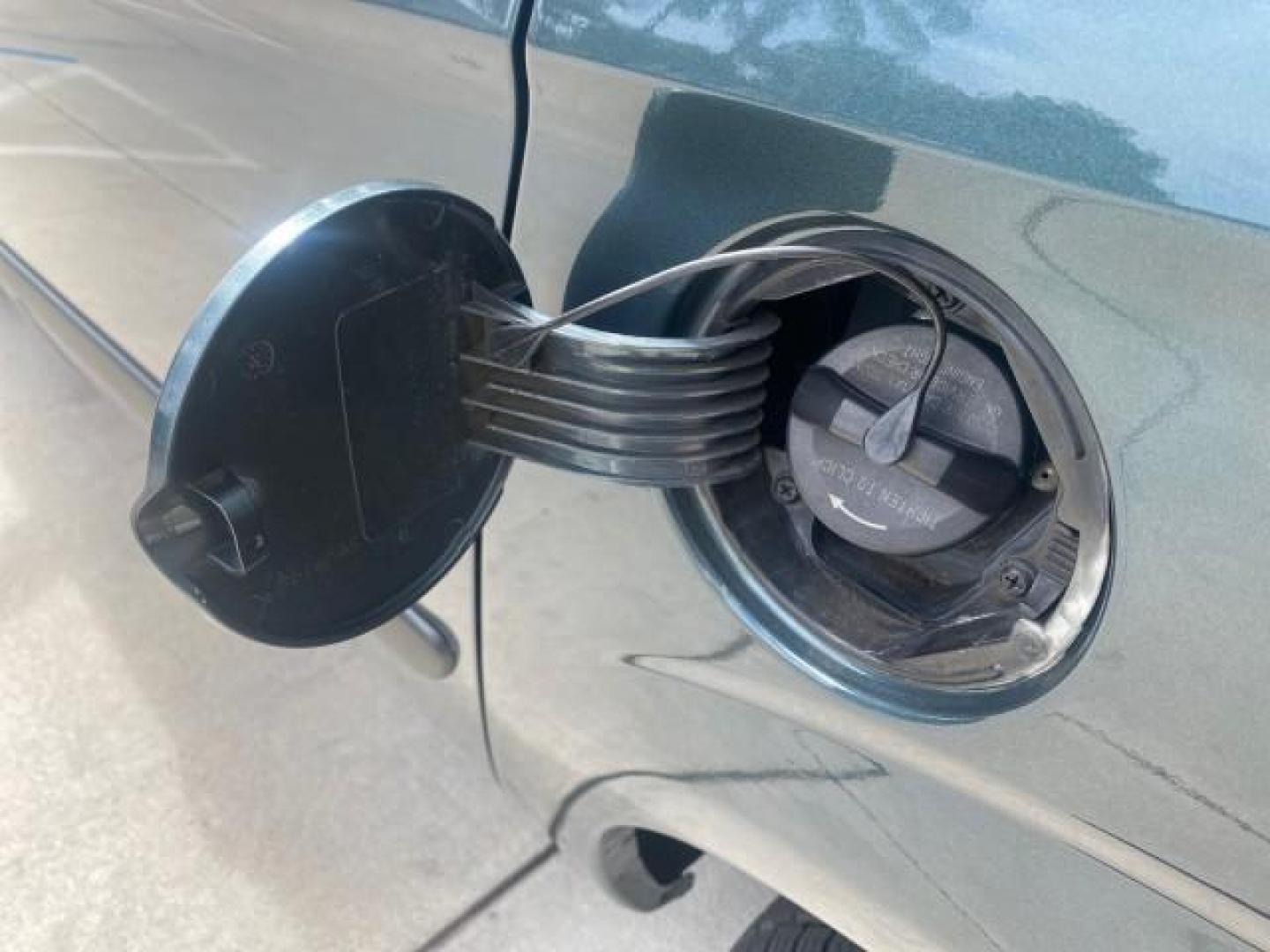 2007 Magnesium Pearl /Medium Slate Gray Dodge Caravan SE 1 OWNER LOW MILES 57,531 (1D4GP25B07B) with an 2.4L DOHC SMPI 16-Valve 4-Cyl Engine engine, Automatic transmission, located at 4701 North Dixie Hwy, Pompano Beach, FL, 33064, (954) 422-2889, 26.240938, -80.123474 - OUR WEBPAGE FLORIDACARS1.COM HAS OVER 100 PHOTOS AND FREE CARFAX LINK 2007 DODGE CARAVAN SE VIN: 1D4GP25B07B182994 1 D 4 G P 2 5 B 0 7 B 1 8 2 9 9 4 VAN 2.4L I4 F DOHC GASOLINE FRONT WHEEL DRIVE Top Features Cloth Seats Third Row Seat Basic Features AM/FM Stereo Air Conditioning Automatic Transmissi - Photo#67