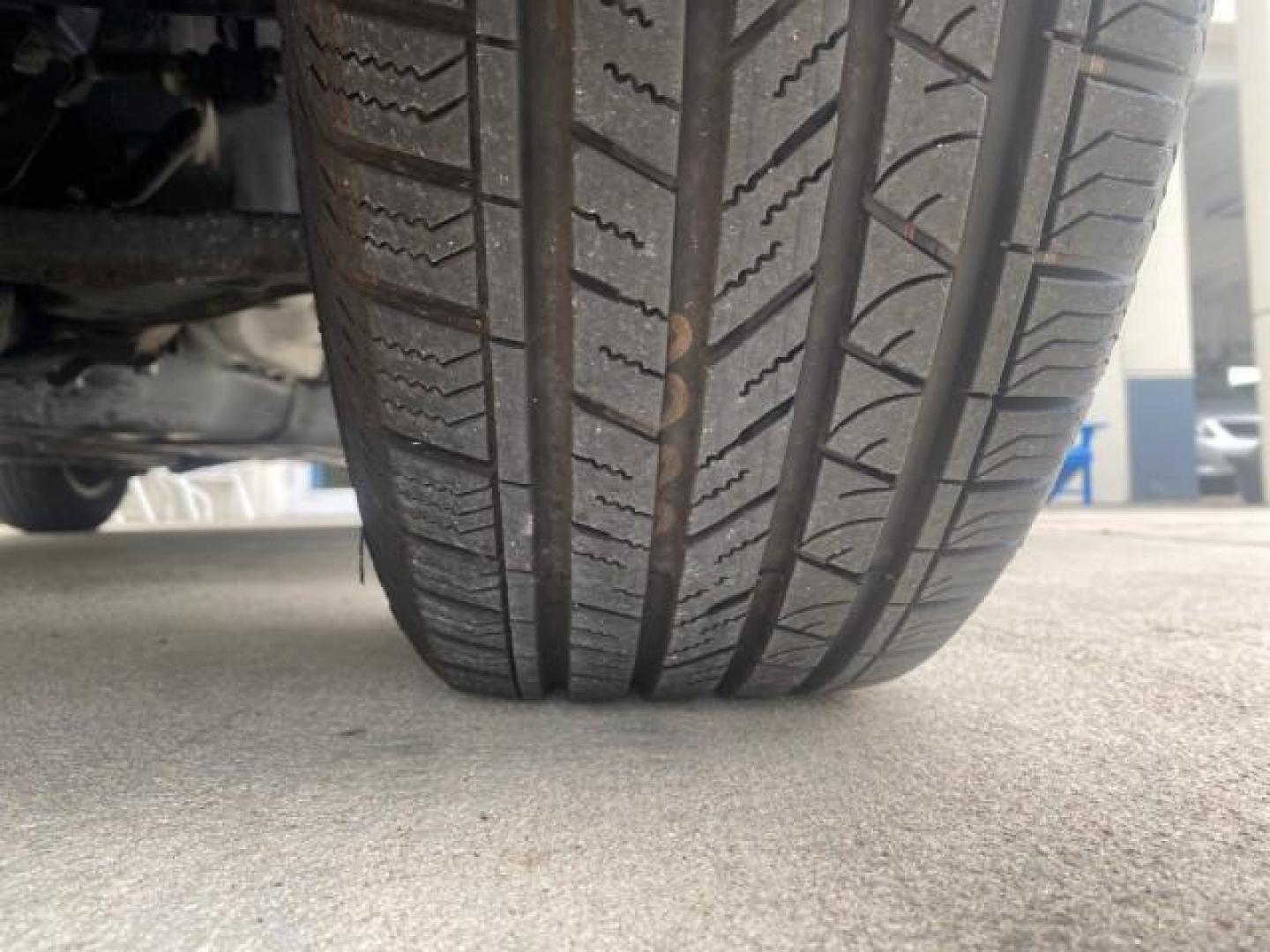 2014 Twilight Blue Metallic /Gray Honda CR-V EX-L LOW MILES 27,328 1 OWNER (2HKRM3H72EH) with an 2.4L I-4 16-Valve DOHC i-VTEC Engine engine, Automatic transmission, located at 4701 North Dixie Hwy, Pompano Beach, FL, 33064, (954) 422-2889, 26.240938, -80.123474 - OUR WEBPAGE FLORIDACARS1.COM HAS OVER 100 PHOTOS AND FREE CARFAX LINK 2014 HONDA CR-V EX-L VIN: 2HKRM3H72EH534254 2 H K R M 3 H 7 2 E H 5 3 4 2 5 4 4 DOOR WAGON/SPORT UTILITY 2.4L I4 F DOHC 16V GASOLINE FRONT WHEEL DRIVE Top Features Alloy Wheels Bluetooth Technology Front Seat Heaters Leather Seats - Photo#20