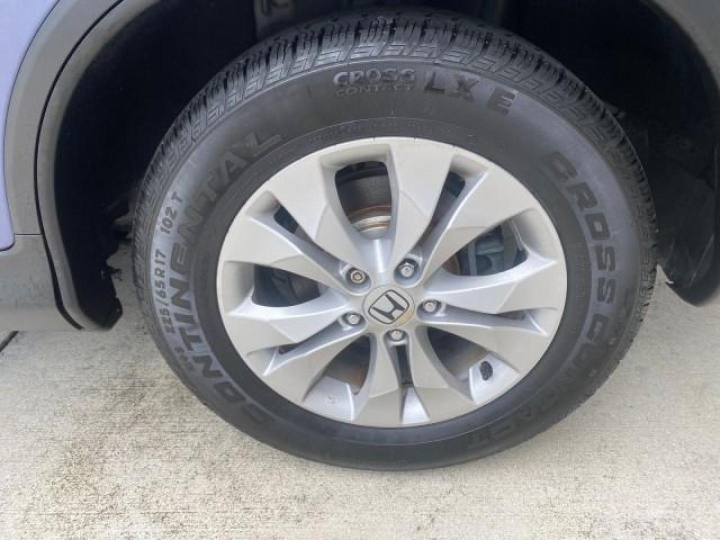 2014 Twilight Blue Metallic /Gray Honda CR-V EX-L LOW MILES 27,328 1 OWNER (2HKRM3H72EH) with an 2.4L I-4 16-Valve DOHC i-VTEC Engine engine, Automatic transmission, located at 4701 North Dixie Hwy, Pompano Beach, FL, 33064, (954) 422-2889, 26.240938, -80.123474 - OUR WEBPAGE FLORIDACARS1.COM HAS OVER 100 PHOTOS AND FREE CARFAX LINK 2014 HONDA CR-V EX-L VIN: 2HKRM3H72EH534254 2 H K R M 3 H 7 2 E H 5 3 4 2 5 4 4 DOOR WAGON/SPORT UTILITY 2.4L I4 F DOHC 16V GASOLINE FRONT WHEEL DRIVE Top Features Alloy Wheels Bluetooth Technology Front Seat Heaters Leather Seats - Photo#78