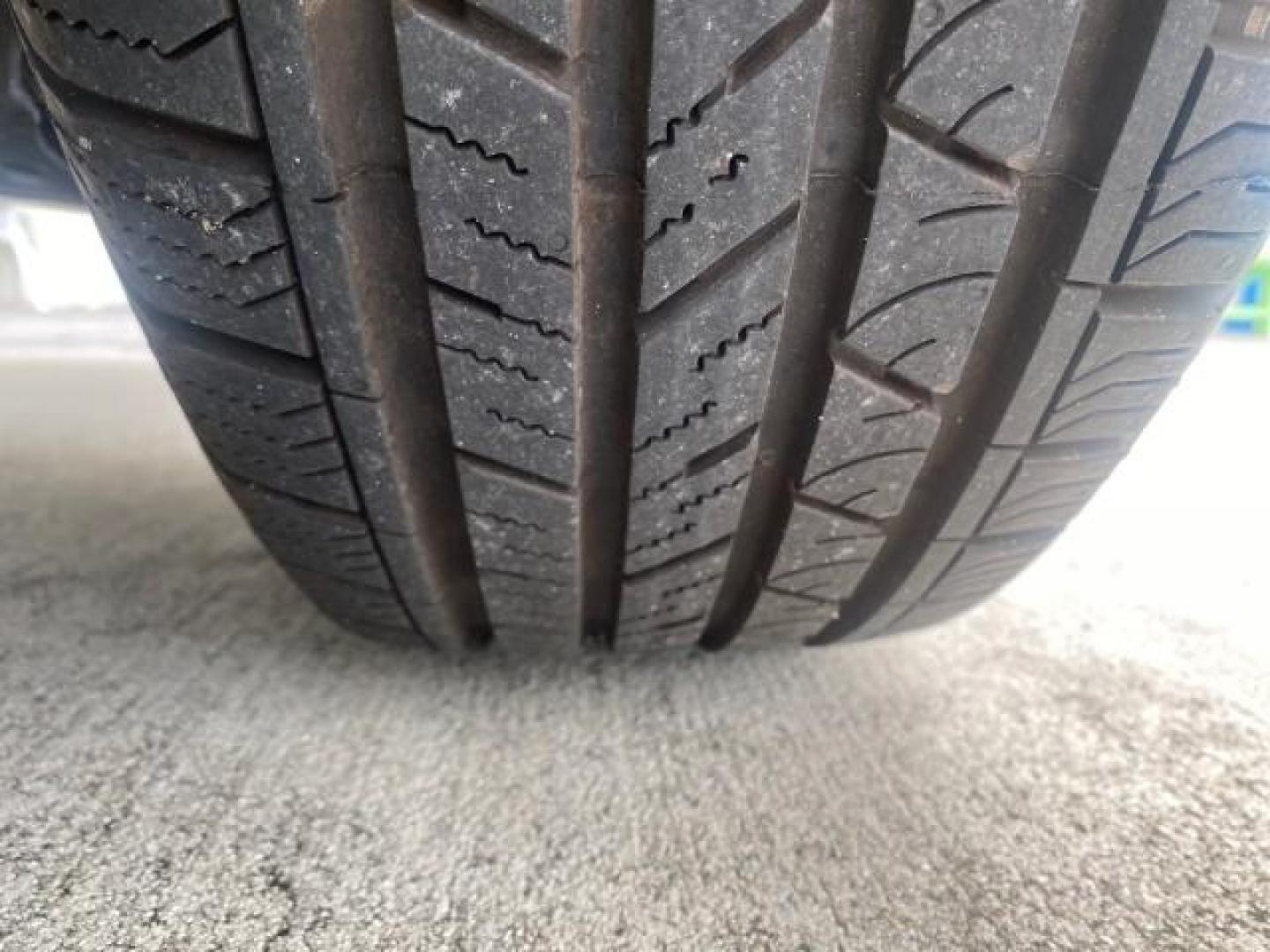 2014 Twilight Blue Metallic /Gray Honda CR-V EX-L LOW MILES 27,328 1 OWNER (2HKRM3H72EH) with an 2.4L I-4 16-Valve DOHC i-VTEC Engine engine, Automatic transmission, located at 4701 North Dixie Hwy, Pompano Beach, FL, 33064, (954) 422-2889, 26.240938, -80.123474 - OUR WEBPAGE FLORIDACARS1.COM HAS OVER 100 PHOTOS AND FREE CARFAX LINK 2014 HONDA CR-V EX-L VIN: 2HKRM3H72EH534254 2 H K R M 3 H 7 2 E H 5 3 4 2 5 4 4 DOOR WAGON/SPORT UTILITY 2.4L I4 F DOHC 16V GASOLINE FRONT WHEEL DRIVE Top Features Alloy Wheels Bluetooth Technology Front Seat Heaters Leather Seats - Photo#79