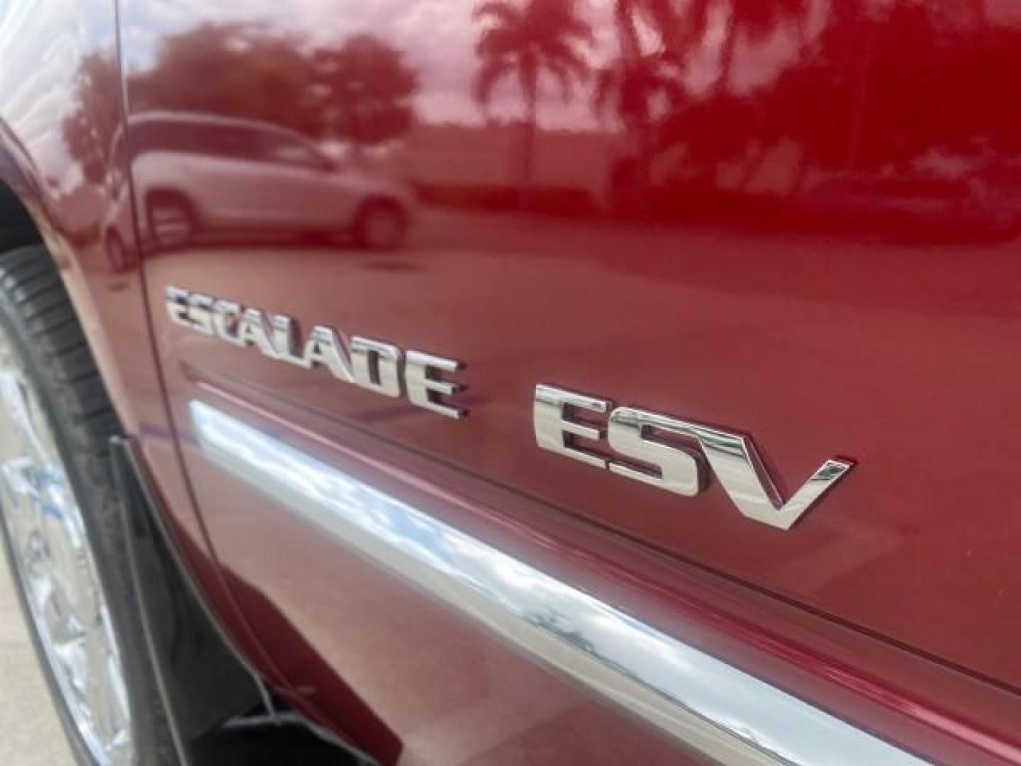 2011 Infrared Tintcoat /Cashmere/Cocoa Cadillac Escalade ESV Luxury LOW MILES 33,518 1 OWNER (1GYS3HEF2BR) with an 6.2L Vortec 1000 VVT V8 SFI Active Fuel Management Engine engine, Automatic transmission, located at 4701 North Dixie Hwy, Pompano Beach, FL, 33064, (954) 422-2889, 26.240938, -80.123474 - OUR WEBPAGE FLORIDACARS1.COM HAS OVER 100 PHOTOS AND FREE CARFAX LINK 2011 CADILLAC ESCALADE ESV LUXURY VIN: 1GYS3HEF2BR243684 1 G Y S 3 H E F 2 B R 2 4 3 6 8 4 4 DOOR WAGON/SPORT UTILITY 6.2L V8 F OHV 16V FLEX FUEL REAR WHEEL DRIVE Top Features 20 Inch Plus Wheels A/C Seat(s) Alloy Wheels BOSE Soun - Photo#31