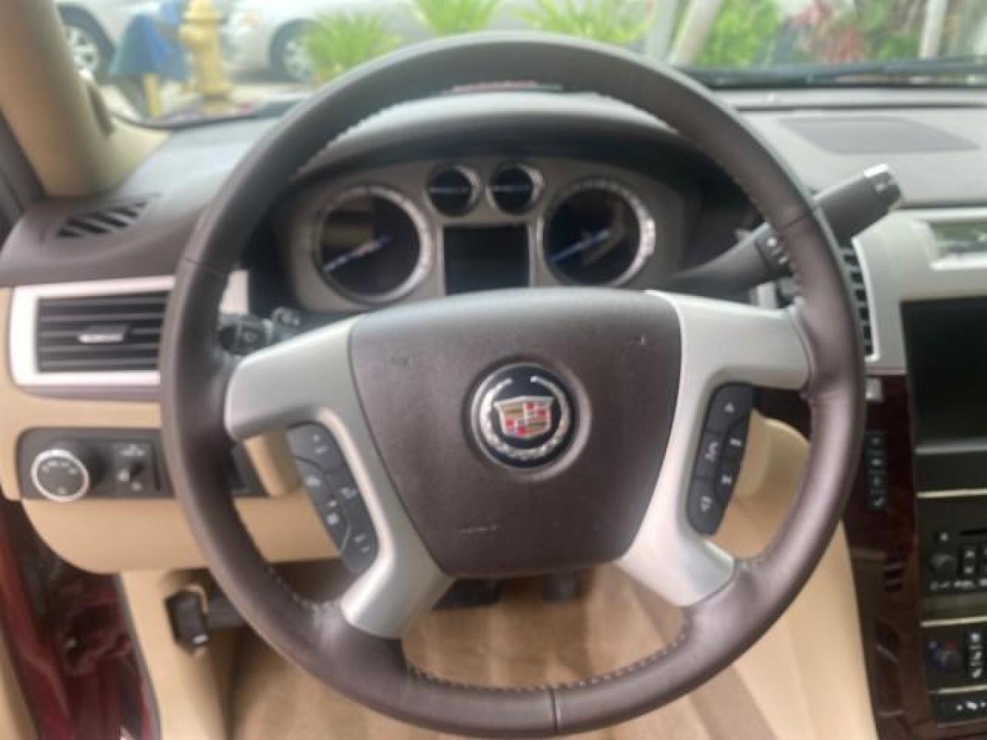 2011 Infrared Tintcoat /Cashmere/Cocoa Cadillac Escalade ESV Luxury LOW MILES 33,518 1 OWNER (1GYS3HEF2BR) with an 6.2L Vortec 1000 VVT V8 SFI Active Fuel Management Engine engine, Automatic transmission, located at 4701 North Dixie Hwy, Pompano Beach, FL, 33064, (954) 422-2889, 26.240938, -80.123474 - OUR WEBPAGE FLORIDACARS1.COM HAS OVER 100 PHOTOS AND FREE CARFAX LINK 2011 CADILLAC ESCALADE ESV LUXURY VIN: 1GYS3HEF2BR243684 1 G Y S 3 H E F 2 B R 2 4 3 6 8 4 4 DOOR WAGON/SPORT UTILITY 6.2L V8 F OHV 16V FLEX FUEL REAR WHEEL DRIVE Top Features 20 Inch Plus Wheels A/C Seat(s) Alloy Wheels BOSE Soun - Photo#39