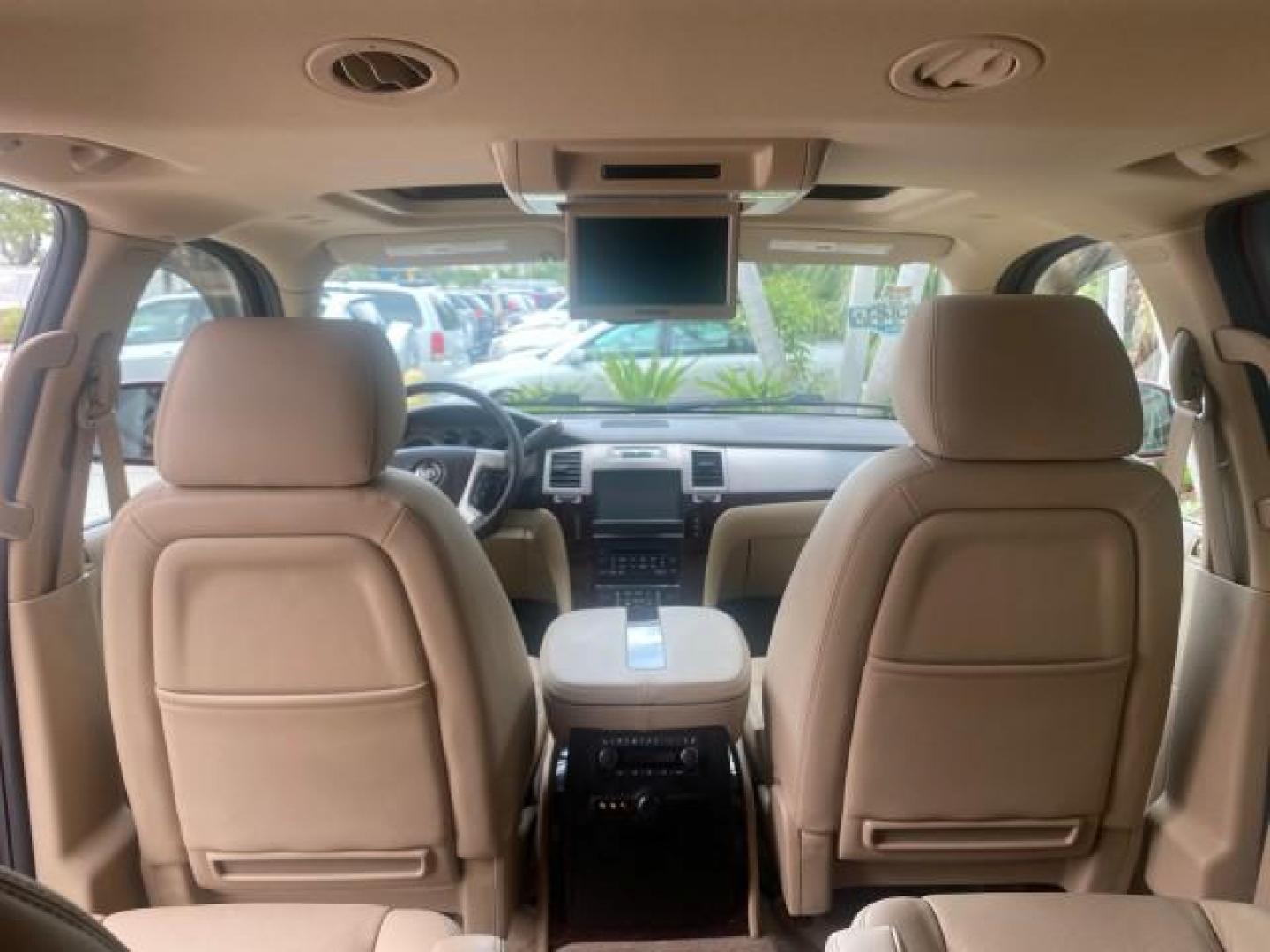 2011 Infrared Tintcoat /Cashmere/Cocoa Cadillac Escalade ESV Luxury LOW MILES 33,518 1 OWNER (1GYS3HEF2BR) with an 6.2L Vortec 1000 VVT V8 SFI Active Fuel Management Engine engine, Automatic transmission, located at 4701 North Dixie Hwy, Pompano Beach, FL, 33064, (954) 422-2889, 26.240938, -80.123474 - OUR WEBPAGE FLORIDACARS1.COM HAS OVER 100 PHOTOS AND FREE CARFAX LINK 2011 CADILLAC ESCALADE ESV LUXURY VIN: 1GYS3HEF2BR243684 1 G Y S 3 H E F 2 B R 2 4 3 6 8 4 4 DOOR WAGON/SPORT UTILITY 6.2L V8 F OHV 16V FLEX FUEL REAR WHEEL DRIVE Top Features 20 Inch Plus Wheels A/C Seat(s) Alloy Wheels BOSE Soun - Photo#66