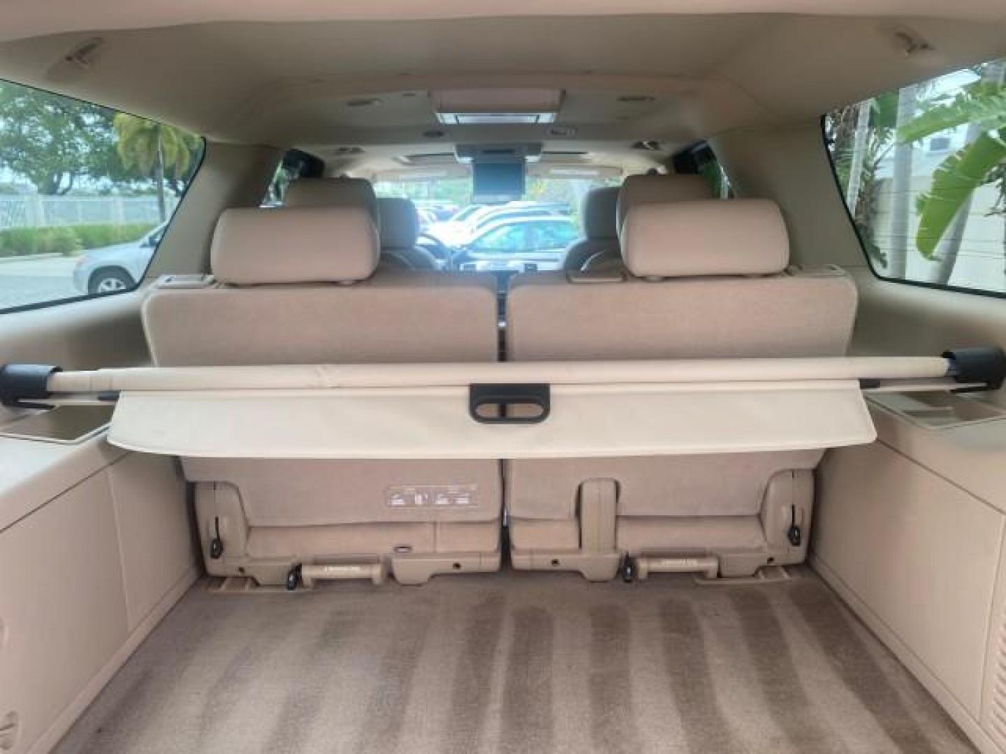 2011 Infrared Tintcoat /Cashmere/Cocoa Cadillac Escalade ESV Luxury LOW MILES 33,518 1 OWNER (1GYS3HEF2BR) with an 6.2L Vortec 1000 VVT V8 SFI Active Fuel Management Engine engine, Automatic transmission, located at 4701 North Dixie Hwy, Pompano Beach, FL, 33064, (954) 422-2889, 26.240938, -80.123474 - OUR WEBPAGE FLORIDACARS1.COM HAS OVER 100 PHOTOS AND FREE CARFAX LINK 2011 CADILLAC ESCALADE ESV LUXURY VIN: 1GYS3HEF2BR243684 1 G Y S 3 H E F 2 B R 2 4 3 6 8 4 4 DOOR WAGON/SPORT UTILITY 6.2L V8 F OHV 16V FLEX FUEL REAR WHEEL DRIVE Top Features 20 Inch Plus Wheels A/C Seat(s) Alloy Wheels BOSE Soun - Photo#85