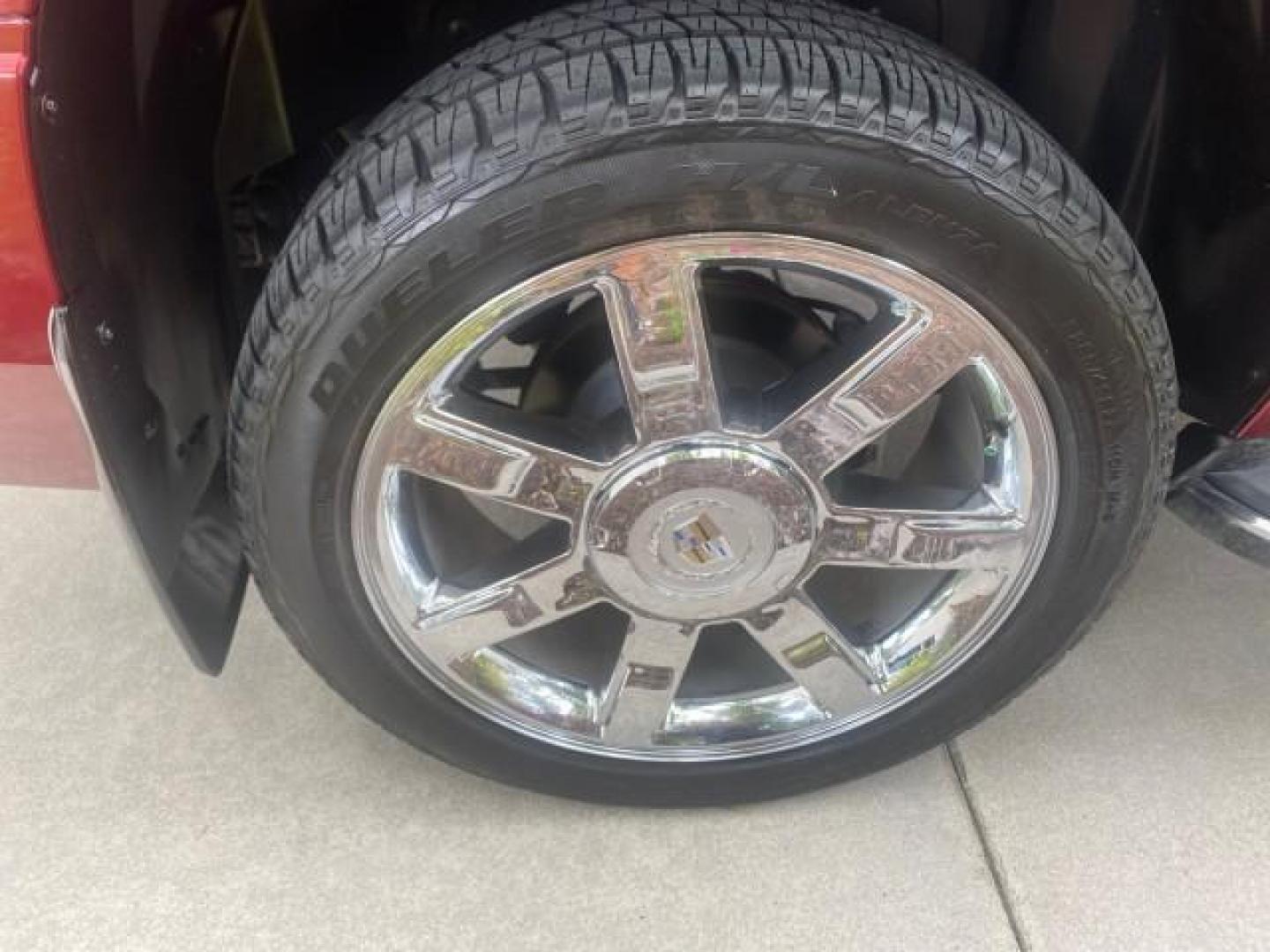 2011 Infrared Tintcoat /Cashmere/Cocoa Cadillac Escalade ESV Luxury LOW MILES 33,518 1 OWNER (1GYS3HEF2BR) with an 6.2L Vortec 1000 VVT V8 SFI Active Fuel Management Engine engine, Automatic transmission, located at 4701 North Dixie Hwy, Pompano Beach, FL, 33064, (954) 422-2889, 26.240938, -80.123474 - OUR WEBPAGE FLORIDACARS1.COM HAS OVER 100 PHOTOS AND FREE CARFAX LINK 2011 CADILLAC ESCALADE ESV LUXURY VIN: 1GYS3HEF2BR243684 1 G Y S 3 H E F 2 B R 2 4 3 6 8 4 4 DOOR WAGON/SPORT UTILITY 6.2L V8 F OHV 16V FLEX FUEL REAR WHEEL DRIVE Top Features 20 Inch Plus Wheels A/C Seat(s) Alloy Wheels BOSE Soun - Photo#88