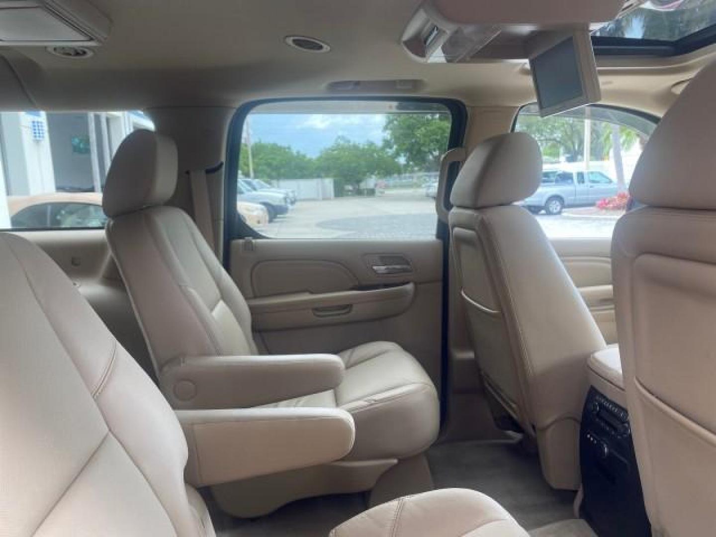 2011 Infrared Tintcoat /Cashmere/Cocoa Cadillac Escalade ESV Luxury LOW MILES 33,518 1 OWNER (1GYS3HEF2BR) with an 6.2L Vortec 1000 VVT V8 SFI Active Fuel Management Engine engine, Automatic transmission, located at 4701 North Dixie Hwy, Pompano Beach, FL, 33064, (954) 422-2889, 26.240938, -80.123474 - OUR WEBPAGE FLORIDACARS1.COM HAS OVER 100 PHOTOS AND FREE CARFAX LINK 2011 CADILLAC ESCALADE ESV LUXURY VIN: 1GYS3HEF2BR243684 1 G Y S 3 H E F 2 B R 2 4 3 6 8 4 4 DOOR WAGON/SPORT UTILITY 6.2L V8 F OHV 16V FLEX FUEL REAR WHEEL DRIVE Top Features 20 Inch Plus Wheels A/C Seat(s) Alloy Wheels BOSE Soun - Photo#93