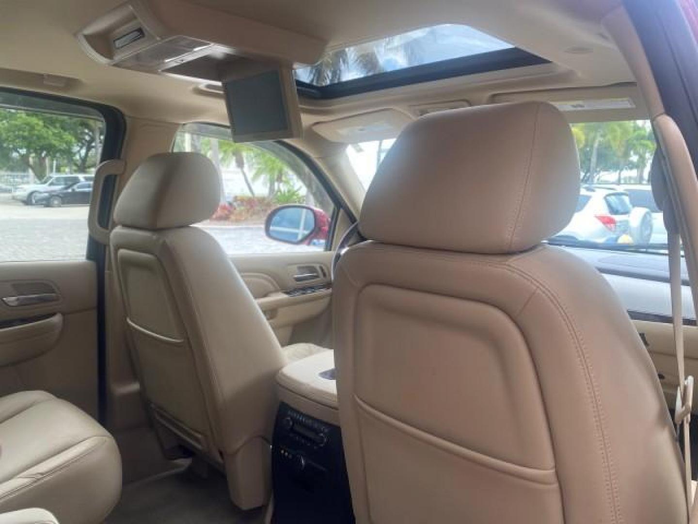 2011 Infrared Tintcoat /Cashmere/Cocoa Cadillac Escalade ESV Luxury LOW MILES 33,518 1 OWNER (1GYS3HEF2BR) with an 6.2L Vortec 1000 VVT V8 SFI Active Fuel Management Engine engine, Automatic transmission, located at 4701 North Dixie Hwy, Pompano Beach, FL, 33064, (954) 422-2889, 26.240938, -80.123474 - OUR WEBPAGE FLORIDACARS1.COM HAS OVER 100 PHOTOS AND FREE CARFAX LINK 2011 CADILLAC ESCALADE ESV LUXURY VIN: 1GYS3HEF2BR243684 1 G Y S 3 H E F 2 B R 2 4 3 6 8 4 4 DOOR WAGON/SPORT UTILITY 6.2L V8 F OHV 16V FLEX FUEL REAR WHEEL DRIVE Top Features 20 Inch Plus Wheels A/C Seat(s) Alloy Wheels BOSE Soun - Photo#95