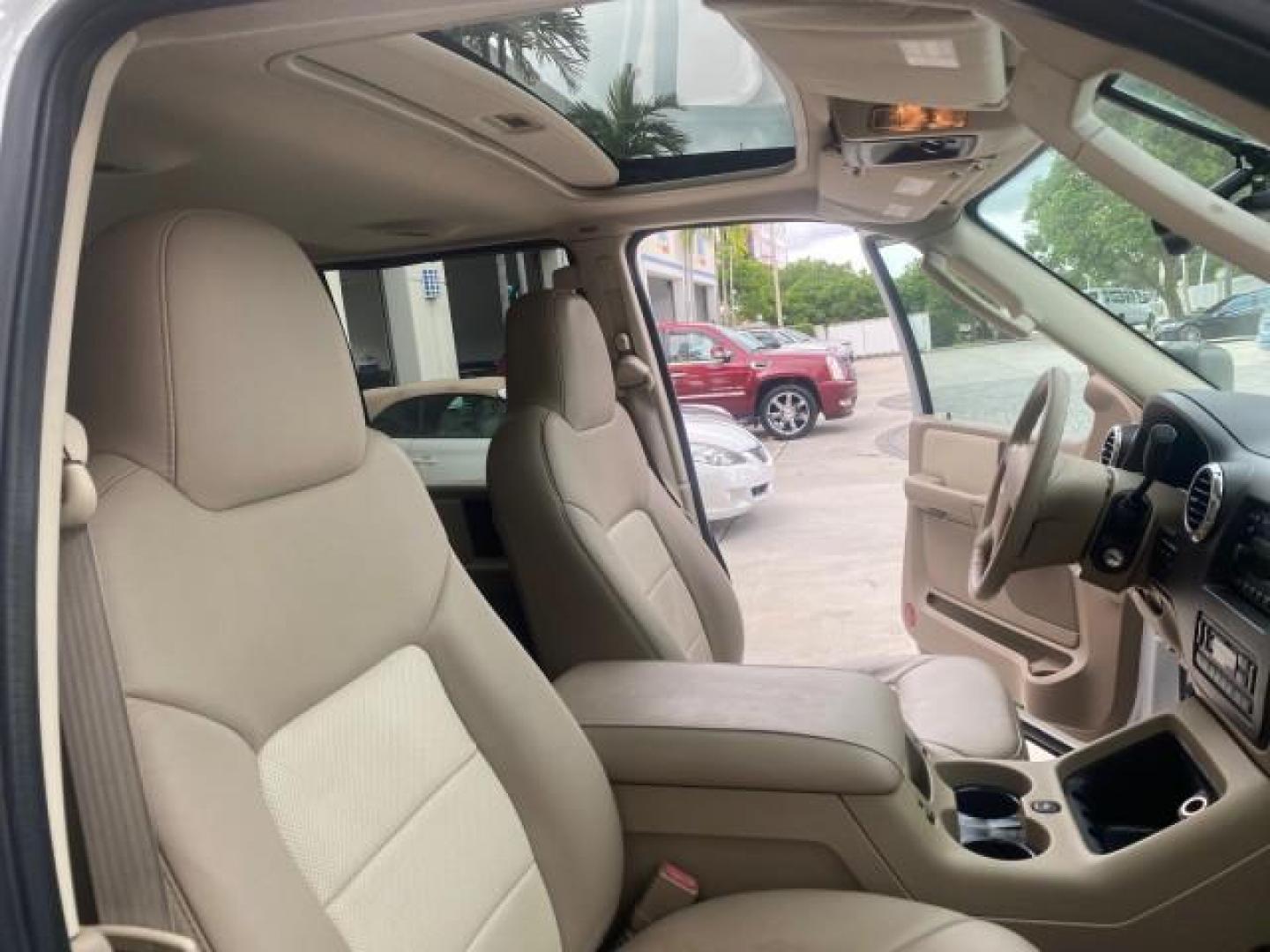 2003 Oxford White /Medium Parchment Ford Expedition Eddie Bauer 1 OWNER (1FMFU17L83L) with an 5.4L SOHC SEFI V8 Triton Engine engine, Automatic transmission, located at 4701 North Dixie Hwy, Pompano Beach, FL, 33064, (954) 422-2889, 26.240938, -80.123474 - OUR WEBPAGE FLORIDACARS1.COM HAS OVER 100 PHOTOS AND FREE CARFAX LINK 2003 FORD EXPEDITION EDDIE BAUER VIN: 1FMFU17L83LB96384 1 F M F U 1 7 L 8 3 L B 9 6 3 8 4 4 DOOR WAGON/SPORT UTILITY 5.4L V8 F SOHC 16V GASOLINE REAR WHEEL DRIVE Top Features Alloy Wheels Audiophile Sound System Front Seat Heaters - Photo#12