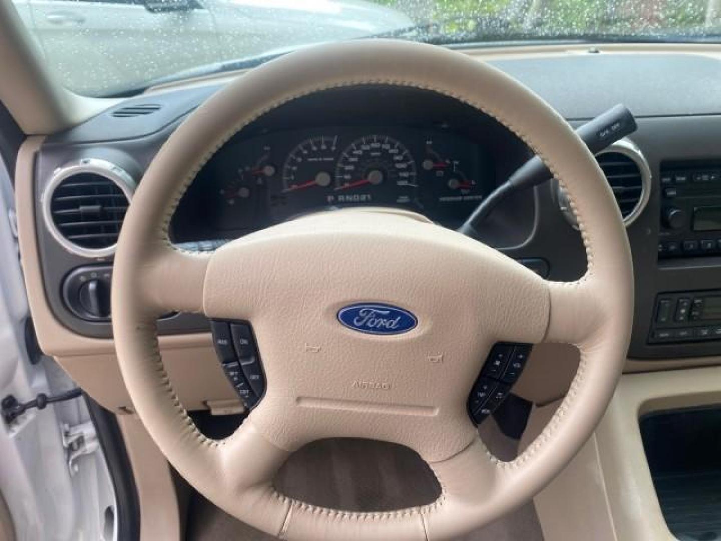 2003 Oxford White /Medium Parchment Ford Expedition Eddie Bauer 1 OWNER (1FMFU17L83L) with an 5.4L SOHC SEFI V8 Triton Engine engine, Automatic transmission, located at 4701 North Dixie Hwy, Pompano Beach, FL, 33064, (954) 422-2889, 26.240938, -80.123474 - OUR WEBPAGE FLORIDACARS1.COM HAS OVER 100 PHOTOS AND FREE CARFAX LINK 2003 FORD EXPEDITION EDDIE BAUER VIN: 1FMFU17L83LB96384 1 F M F U 1 7 L 8 3 L B 9 6 3 8 4 4 DOOR WAGON/SPORT UTILITY 5.4L V8 F SOHC 16V GASOLINE REAR WHEEL DRIVE Top Features Alloy Wheels Audiophile Sound System Front Seat Heaters - Photo#39