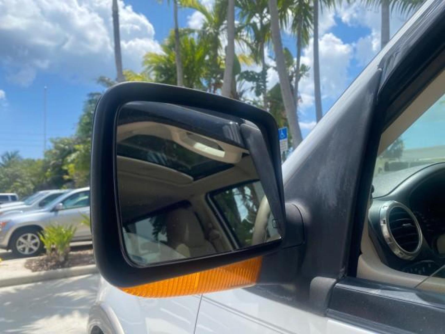 2003 Oxford White /Medium Parchment Ford Expedition Eddie Bauer 1 OWNER (1FMFU17L83L) with an 5.4L SOHC SEFI V8 Triton Engine engine, Automatic transmission, located at 4701 North Dixie Hwy, Pompano Beach, FL, 33064, (954) 422-2889, 26.240938, -80.123474 - OUR WEBPAGE FLORIDACARS1.COM HAS OVER 100 PHOTOS AND FREE CARFAX LINK 2003 FORD EXPEDITION EDDIE BAUER VIN: 1FMFU17L83LB96384 1 F M F U 1 7 L 8 3 L B 9 6 3 8 4 4 DOOR WAGON/SPORT UTILITY 5.4L V8 F SOHC 16V GASOLINE REAR WHEEL DRIVE Top Features Alloy Wheels Audiophile Sound System Front Seat Heaters - Photo#30