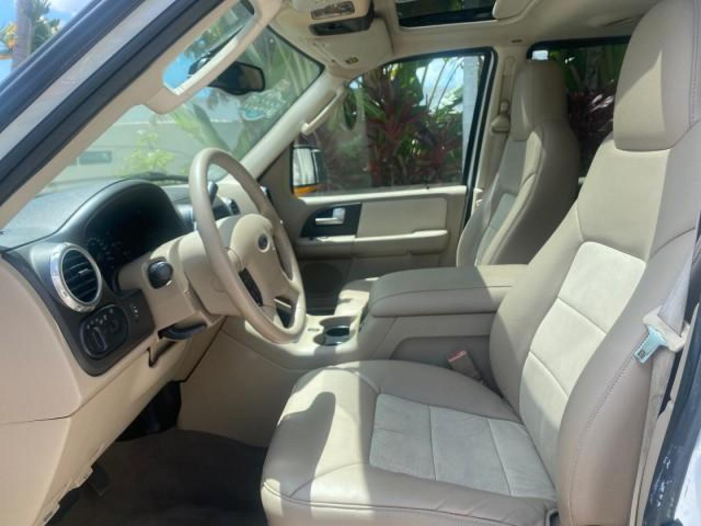 2003 Oxford White /Medium Parchment Ford Expedition Eddie Bauer 1 OWNER (1FMFU17L83L) with an 5.4L SOHC SEFI V8 Triton Engine engine, Automatic transmission, located at 4701 North Dixie Hwy, Pompano Beach, FL, 33064, (954) 422-2889, 26.240938, -80.123474 - OUR WEBPAGE FLORIDACARS1.COM HAS OVER 100 PHOTOS AND FREE CARFAX LINK 2003 FORD EXPEDITION EDDIE BAUER VIN: 1FMFU17L83LB96384 1 F M F U 1 7 L 8 3 L B 9 6 3 8 4 4 DOOR WAGON/SPORT UTILITY 5.4L V8 F SOHC 16V GASOLINE REAR WHEEL DRIVE Top Features Alloy Wheels Audiophile Sound System Front Seat Heaters - Photo#36