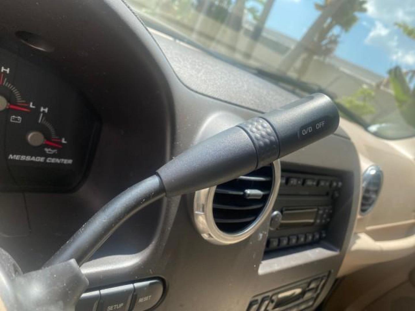 2003 Oxford White /Medium Parchment Ford Expedition Eddie Bauer 1 OWNER (1FMFU17L83L) with an 5.4L SOHC SEFI V8 Triton Engine engine, Automatic transmission, located at 4701 North Dixie Hwy, Pompano Beach, FL, 33064, (954) 422-2889, 26.240938, -80.123474 - OUR WEBPAGE FLORIDACARS1.COM HAS OVER 100 PHOTOS AND FREE CARFAX LINK 2003 FORD EXPEDITION EDDIE BAUER VIN: 1FMFU17L83LB96384 1 F M F U 1 7 L 8 3 L B 9 6 3 8 4 4 DOOR WAGON/SPORT UTILITY 5.4L V8 F SOHC 16V GASOLINE REAR WHEEL DRIVE Top Features Alloy Wheels Audiophile Sound System Front Seat Heaters - Photo#44