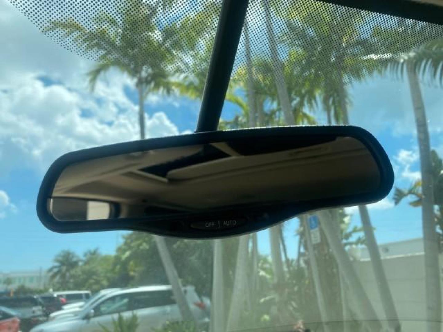 2003 Oxford White /Medium Parchment Ford Expedition Eddie Bauer 1 OWNER (1FMFU17L83L) with an 5.4L SOHC SEFI V8 Triton Engine engine, Automatic transmission, located at 4701 North Dixie Hwy, Pompano Beach, FL, 33064, (954) 422-2889, 26.240938, -80.123474 - OUR WEBPAGE FLORIDACARS1.COM HAS OVER 100 PHOTOS AND FREE CARFAX LINK 2003 FORD EXPEDITION EDDIE BAUER VIN: 1FMFU17L83LB96384 1 F M F U 1 7 L 8 3 L B 9 6 3 8 4 4 DOOR WAGON/SPORT UTILITY 5.4L V8 F SOHC 16V GASOLINE REAR WHEEL DRIVE Top Features Alloy Wheels Audiophile Sound System Front Seat Heaters - Photo#63