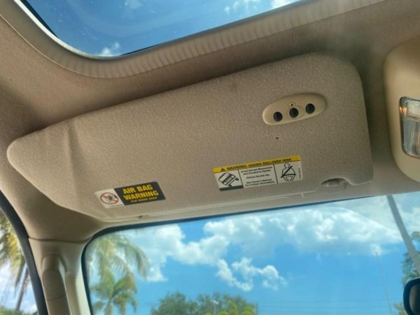 2003 Oxford White /Medium Parchment Ford Expedition Eddie Bauer 1 OWNER (1FMFU17L83L) with an 5.4L SOHC SEFI V8 Triton Engine engine, Automatic transmission, located at 4701 North Dixie Hwy, Pompano Beach, FL, 33064, (954) 422-2889, 26.240938, -80.123474 - OUR WEBPAGE FLORIDACARS1.COM HAS OVER 100 PHOTOS AND FREE CARFAX LINK 2003 FORD EXPEDITION EDDIE BAUER VIN: 1FMFU17L83LB96384 1 F M F U 1 7 L 8 3 L B 9 6 3 8 4 4 DOOR WAGON/SPORT UTILITY 5.4L V8 F SOHC 16V GASOLINE REAR WHEEL DRIVE Top Features Alloy Wheels Audiophile Sound System Front Seat Heaters - Photo#64