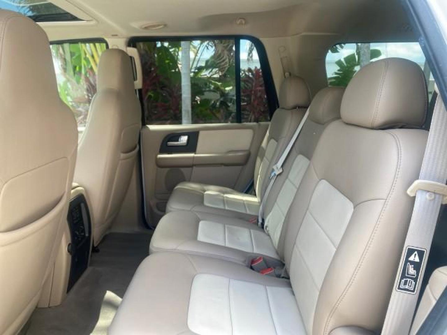 2003 Oxford White /Medium Parchment Ford Expedition Eddie Bauer 1 OWNER (1FMFU17L83L) with an 5.4L SOHC SEFI V8 Triton Engine engine, Automatic transmission, located at 4701 North Dixie Hwy, Pompano Beach, FL, 33064, (954) 422-2889, 26.240938, -80.123474 - OUR WEBPAGE FLORIDACARS1.COM HAS OVER 100 PHOTOS AND FREE CARFAX LINK 2003 FORD EXPEDITION EDDIE BAUER VIN: 1FMFU17L83LB96384 1 F M F U 1 7 L 8 3 L B 9 6 3 8 4 4 DOOR WAGON/SPORT UTILITY 5.4L V8 F SOHC 16V GASOLINE REAR WHEEL DRIVE Top Features Alloy Wheels Audiophile Sound System Front Seat Heaters - Photo#76