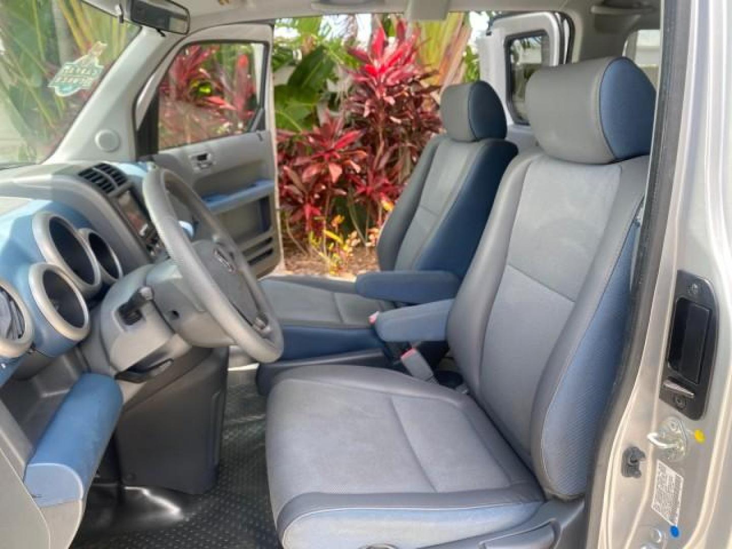 2006 Atomic Blue Metallic /Gray/Blue Honda Element EX LOW MILES 51,488 1 OWNER (5J6YH18666L) with an 2.4L DOHC MPFI 16-Valve i-VTEC I4 Engine engine, Automatic transmission, located at 4701 North Dixie Hwy, Pompano Beach, FL, 33064, (954) 422-2889, 26.240938, -80.123474 - OUR WEBPAGE FLORIDACARS1.COM HAS OVER 100 PHOTOS AND FREE CARFAX LINK 2006 HONDA ELEMENT EX AUTO CHECK 1 OWNER VIN: 5J6YH18666L014478 5 J 6 Y H 1 8 6 6 6 L 0 1 4 4 7 8 4 DOOR WAGON/SPORT UTILITY 2.4L I4 F DOHC 16V GASOLINE FRONT WHEEL DRIVE Top Features Alloy Wheels Bluetooth Technology Cloth Seats - Photo#10