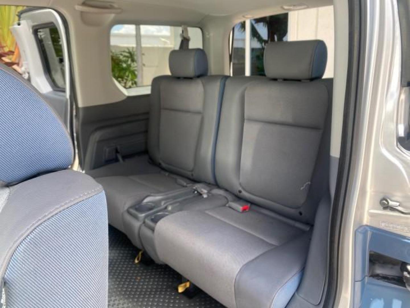 2006 Atomic Blue Metallic /Gray/Blue Honda Element EX LOW MILES 51,488 1 OWNER (5J6YH18666L) with an 2.4L DOHC MPFI 16-Valve i-VTEC I4 Engine engine, Automatic transmission, located at 4701 North Dixie Hwy, Pompano Beach, FL, 33064, (954) 422-2889, 26.240938, -80.123474 - OUR WEBPAGE FLORIDACARS1.COM HAS OVER 100 PHOTOS AND FREE CARFAX LINK 2006 HONDA ELEMENT EX AUTO CHECK 1 OWNER VIN: 5J6YH18666L014478 5 J 6 Y H 1 8 6 6 6 L 0 1 4 4 7 8 4 DOOR WAGON/SPORT UTILITY 2.4L I4 F DOHC 16V GASOLINE FRONT WHEEL DRIVE Top Features Alloy Wheels Bluetooth Technology Cloth Seats - Photo#14