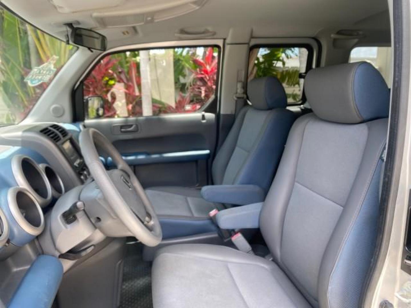 2006 Atomic Blue Metallic /Gray/Blue Honda Element EX LOW MILES 51,488 1 OWNER (5J6YH18666L) with an 2.4L DOHC MPFI 16-Valve i-VTEC I4 Engine engine, Automatic transmission, located at 4701 North Dixie Hwy, Pompano Beach, FL, 33064, (954) 422-2889, 26.240938, -80.123474 - OUR WEBPAGE FLORIDACARS1.COM HAS OVER 100 PHOTOS AND FREE CARFAX LINK 2006 HONDA ELEMENT EX AUTO CHECK 1 OWNER VIN: 5J6YH18666L014478 5 J 6 Y H 1 8 6 6 6 L 0 1 4 4 7 8 4 DOOR WAGON/SPORT UTILITY 2.4L I4 F DOHC 16V GASOLINE FRONT WHEEL DRIVE Top Features Alloy Wheels Bluetooth Technology Cloth Seats - Photo#33
