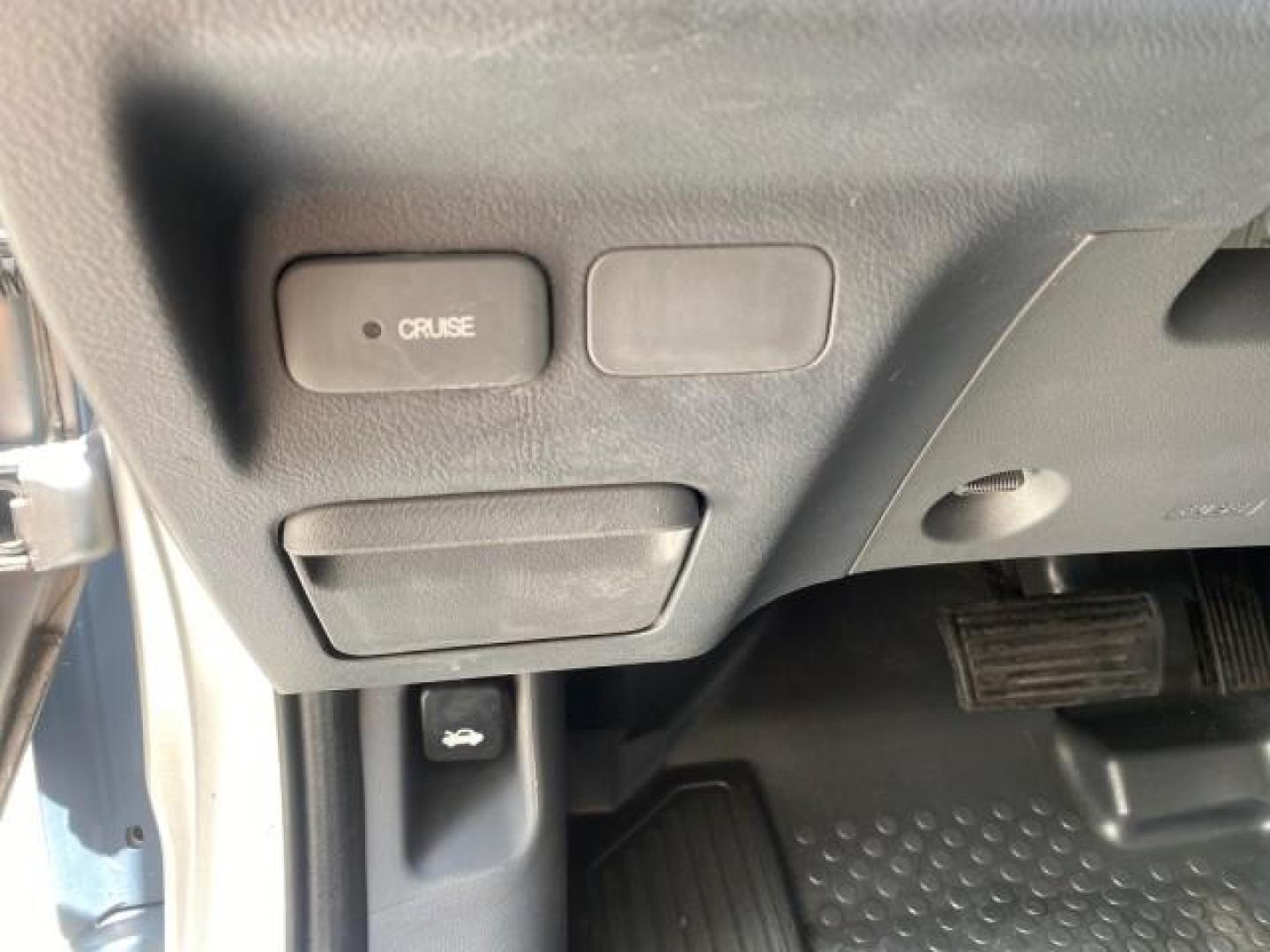2006 Atomic Blue Metallic /Gray/Blue Honda Element EX LOW MILES 51,488 1 OWNER (5J6YH18666L) with an 2.4L DOHC MPFI 16-Valve i-VTEC I4 Engine engine, Automatic transmission, located at 4701 North Dixie Hwy, Pompano Beach, FL, 33064, (954) 422-2889, 26.240938, -80.123474 - OUR WEBPAGE FLORIDACARS1.COM HAS OVER 100 PHOTOS AND FREE CARFAX LINK 2006 HONDA ELEMENT EX AUTO CHECK 1 OWNER VIN: 5J6YH18666L014478 5 J 6 Y H 1 8 6 6 6 L 0 1 4 4 7 8 4 DOOR WAGON/SPORT UTILITY 2.4L I4 F DOHC 16V GASOLINE FRONT WHEEL DRIVE Top Features Alloy Wheels Bluetooth Technology Cloth Seats - Photo#42