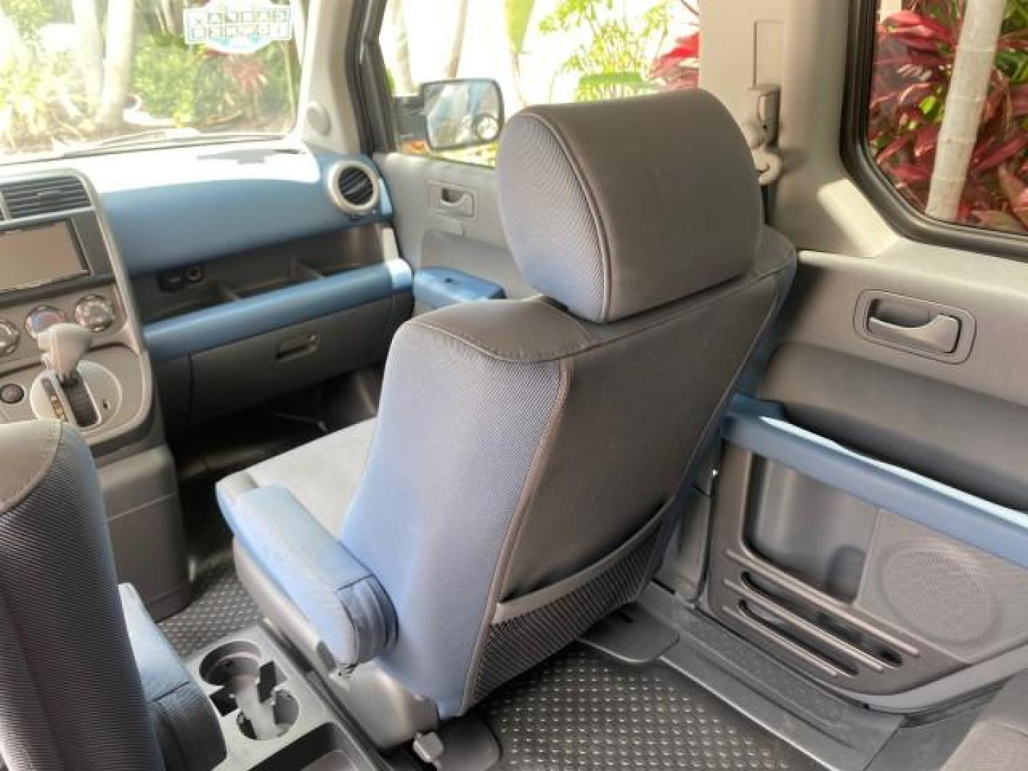 2006 Atomic Blue Metallic /Gray/Blue Honda Element EX LOW MILES 51,488 1 OWNER (5J6YH18666L) with an 2.4L DOHC MPFI 16-Valve i-VTEC I4 Engine engine, Automatic transmission, located at 4701 North Dixie Hwy, Pompano Beach, FL, 33064, (954) 422-2889, 26.240938, -80.123474 - OUR WEBPAGE FLORIDACARS1.COM HAS OVER 100 PHOTOS AND FREE CARFAX LINK 2006 HONDA ELEMENT EX AUTO CHECK 1 OWNER VIN: 5J6YH18666L014478 5 J 6 Y H 1 8 6 6 6 L 0 1 4 4 7 8 4 DOOR WAGON/SPORT UTILITY 2.4L I4 F DOHC 16V GASOLINE FRONT WHEEL DRIVE Top Features Alloy Wheels Bluetooth Technology Cloth Seats - Photo#67