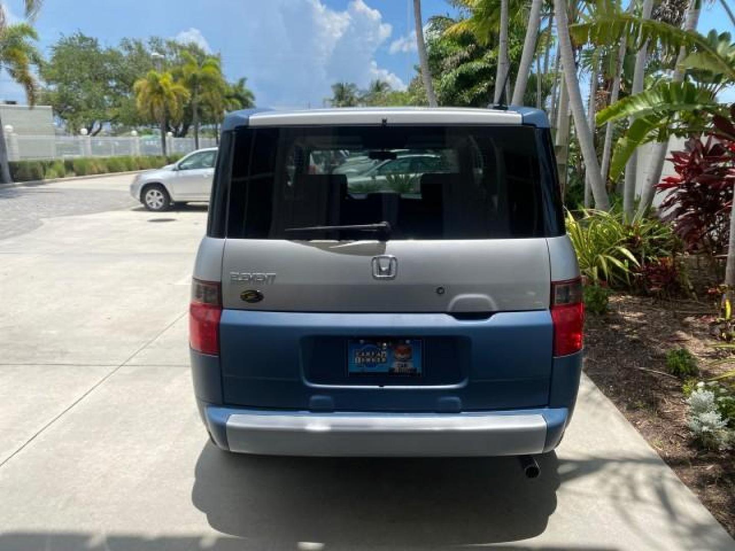 2006 Atomic Blue Metallic /Gray/Blue Honda Element EX LOW MILES 51,488 1 OWNER (5J6YH18666L) with an 2.4L DOHC MPFI 16-Valve i-VTEC I4 Engine engine, Automatic transmission, located at 4701 North Dixie Hwy, Pompano Beach, FL, 33064, (954) 422-2889, 26.240938, -80.123474 - OUR WEBPAGE FLORIDACARS1.COM HAS OVER 100 PHOTOS AND FREE CARFAX LINK 2006 HONDA ELEMENT EX AUTO CHECK 1 OWNER VIN: 5J6YH18666L014478 5 J 6 Y H 1 8 6 6 6 L 0 1 4 4 7 8 4 DOOR WAGON/SPORT UTILITY 2.4L I4 F DOHC 16V GASOLINE FRONT WHEEL DRIVE Top Features Alloy Wheels Bluetooth Technology Cloth Seats - Photo#74