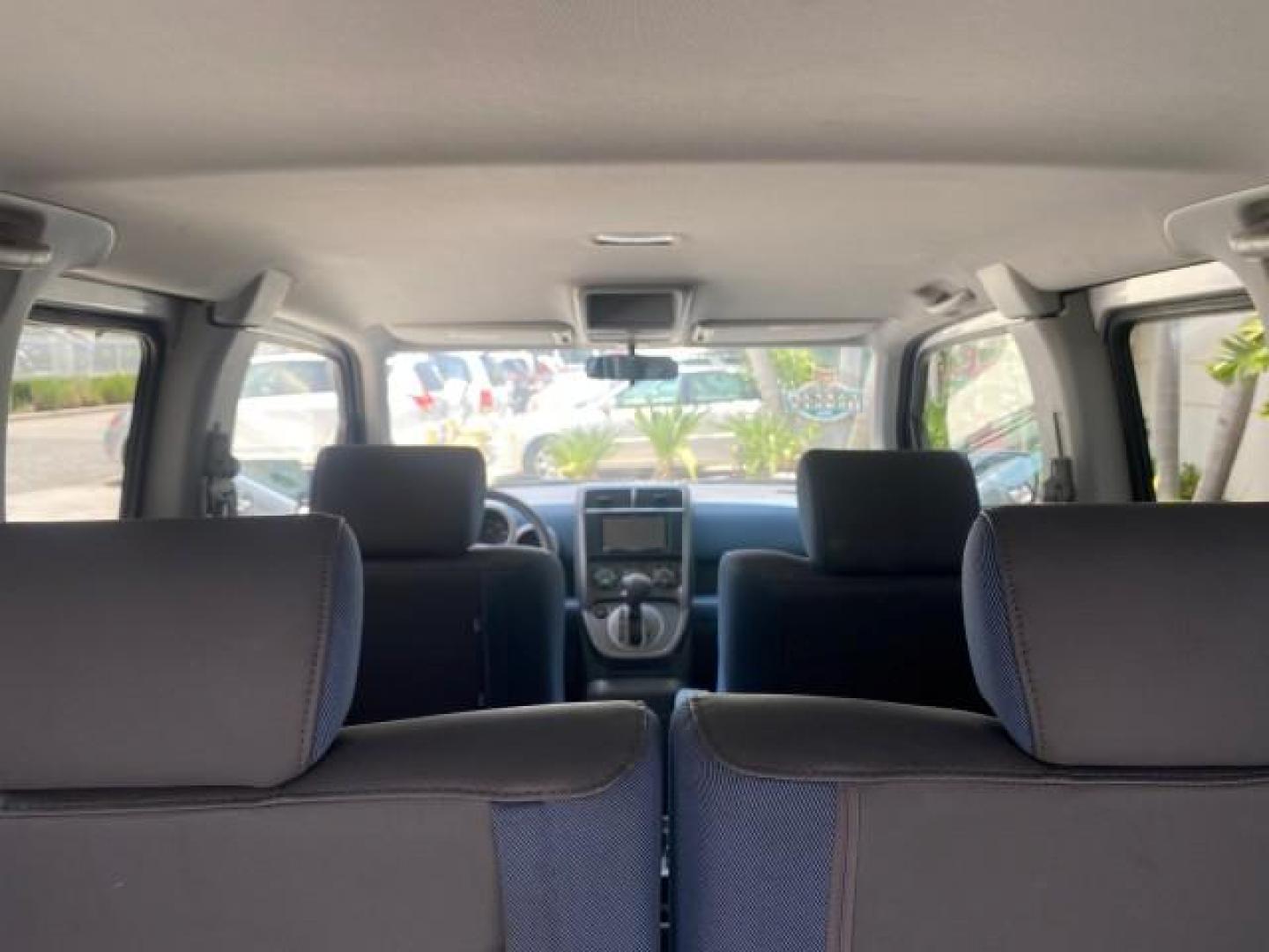 2006 Atomic Blue Metallic /Gray/Blue Honda Element EX LOW MILES 51,488 1 OWNER (5J6YH18666L) with an 2.4L DOHC MPFI 16-Valve i-VTEC I4 Engine engine, Automatic transmission, located at 4701 North Dixie Hwy, Pompano Beach, FL, 33064, (954) 422-2889, 26.240938, -80.123474 - OUR WEBPAGE FLORIDACARS1.COM HAS OVER 100 PHOTOS AND FREE CARFAX LINK 2006 HONDA ELEMENT EX AUTO CHECK 1 OWNER VIN: 5J6YH18666L014478 5 J 6 Y H 1 8 6 6 6 L 0 1 4 4 7 8 4 DOOR WAGON/SPORT UTILITY 2.4L I4 F DOHC 16V GASOLINE FRONT WHEEL DRIVE Top Features Alloy Wheels Bluetooth Technology Cloth Seats - Photo#82