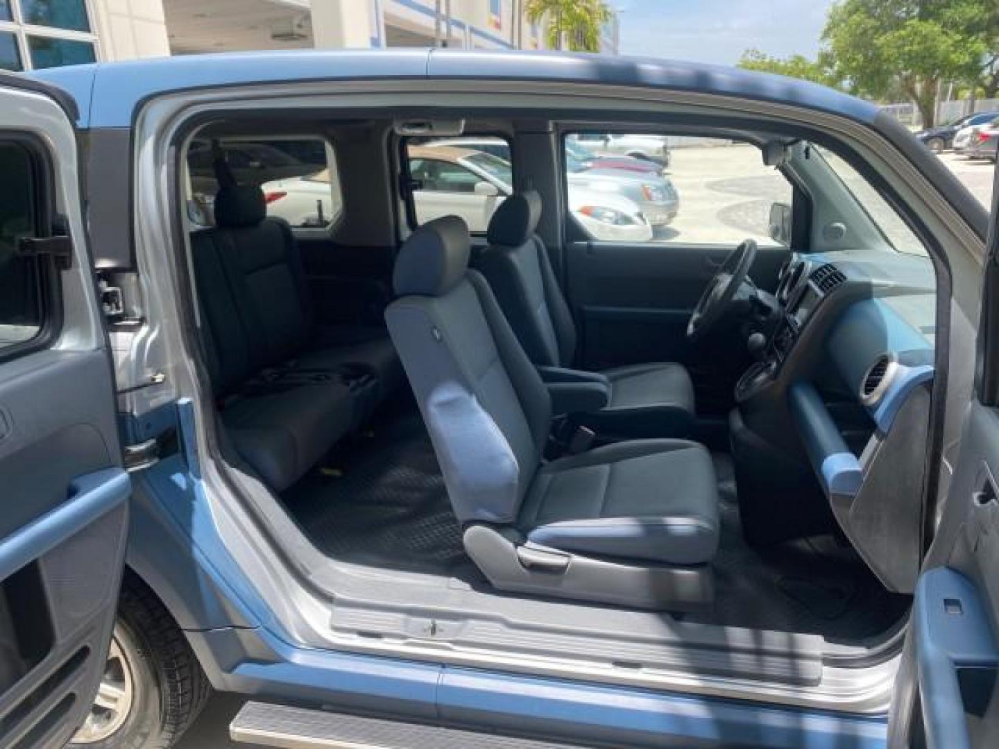2006 Atomic Blue Metallic /Gray/Blue Honda Element EX LOW MILES 51,488 1 OWNER (5J6YH18666L) with an 2.4L DOHC MPFI 16-Valve i-VTEC I4 Engine engine, Automatic transmission, located at 4701 North Dixie Hwy, Pompano Beach, FL, 33064, (954) 422-2889, 26.240938, -80.123474 - OUR WEBPAGE FLORIDACARS1.COM HAS OVER 100 PHOTOS AND FREE CARFAX LINK 2006 HONDA ELEMENT EX AUTO CHECK 1 OWNER VIN: 5J6YH18666L014478 5 J 6 Y H 1 8 6 6 6 L 0 1 4 4 7 8 4 DOOR WAGON/SPORT UTILITY 2.4L I4 F DOHC 16V GASOLINE FRONT WHEEL DRIVE Top Features Alloy Wheels Bluetooth Technology Cloth Seats - Photo#92