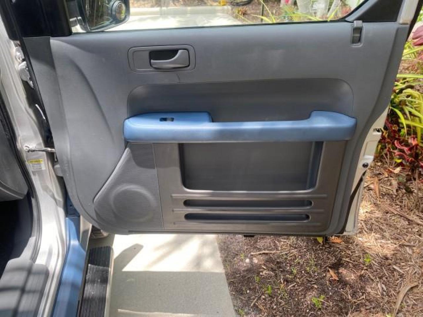 2006 Atomic Blue Metallic /Gray/Blue Honda Element EX LOW MILES 51,488 1 OWNER (5J6YH18666L) with an 2.4L DOHC MPFI 16-Valve i-VTEC I4 Engine engine, Automatic transmission, located at 4701 North Dixie Hwy, Pompano Beach, FL, 33064, (954) 422-2889, 26.240938, -80.123474 - OUR WEBPAGE FLORIDACARS1.COM HAS OVER 100 PHOTOS AND FREE CARFAX LINK 2006 HONDA ELEMENT EX AUTO CHECK 1 OWNER VIN: 5J6YH18666L014478 5 J 6 Y H 1 8 6 6 6 L 0 1 4 4 7 8 4 DOOR WAGON/SPORT UTILITY 2.4L I4 F DOHC 16V GASOLINE FRONT WHEEL DRIVE Top Features Alloy Wheels Bluetooth Technology Cloth Seats - Photo#93