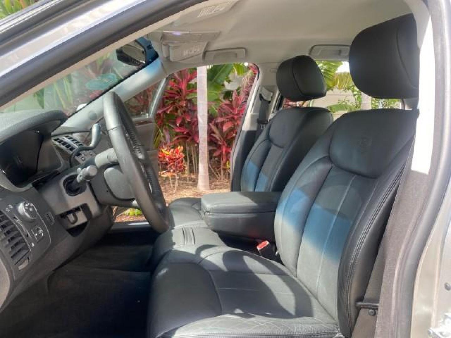 2008 Light Platinum /Ebony Cadillac DTS LOW MILES 59,290 27 SERVICES (1G6KD57Y38U) with an Northstar 4.6L DOHC V8 Engine engine, Automatic transmission, located at 4701 North Dixie Hwy, Pompano Beach, FL, 33064, (954) 422-2889, 26.240938, -80.123474 - OUR WEBPAGE FLORIDACARS1.COM HAS OVER 100 PHOTOS AND FREE CARFAX LINK 2008 CADILLAC DTS VIN: 1G6KD57Y38U105550 1 G 6 K D 5 7 Y 3 8 U 1 0 5 5 5 0 SEDAN 4 DR 4.6L V8 F GASOLINE FRONT WHEEL DRIVE Top Features Alloy Wheels Leather Seats Memory Seat(s) Remote Start Satellite Radio Ready Basic Features AB - Photo#10
