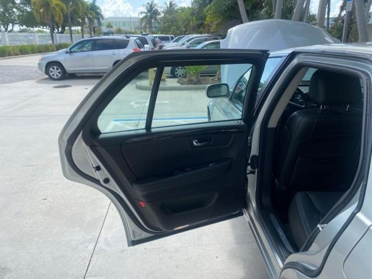 2008 Light Platinum /Ebony Cadillac DTS LOW MILES 59,290 27 SERVICES (1G6KD57Y38U) with an Northstar 4.6L DOHC V8 Engine engine, Automatic transmission, located at 4701 North Dixie Hwy, Pompano Beach, FL, 33064, (954) 422-2889, 26.240938, -80.123474 - OUR WEBPAGE FLORIDACARS1.COM HAS OVER 100 PHOTOS AND FREE CARFAX LINK 2008 CADILLAC DTS VIN: 1G6KD57Y38U105550 1 G 6 K D 5 7 Y 3 8 U 1 0 5 5 5 0 SEDAN 4 DR 4.6L V8 F GASOLINE FRONT WHEEL DRIVE Top Features Alloy Wheels Leather Seats Memory Seat(s) Remote Start Satellite Radio Ready Basic Features AB - Photo#13
