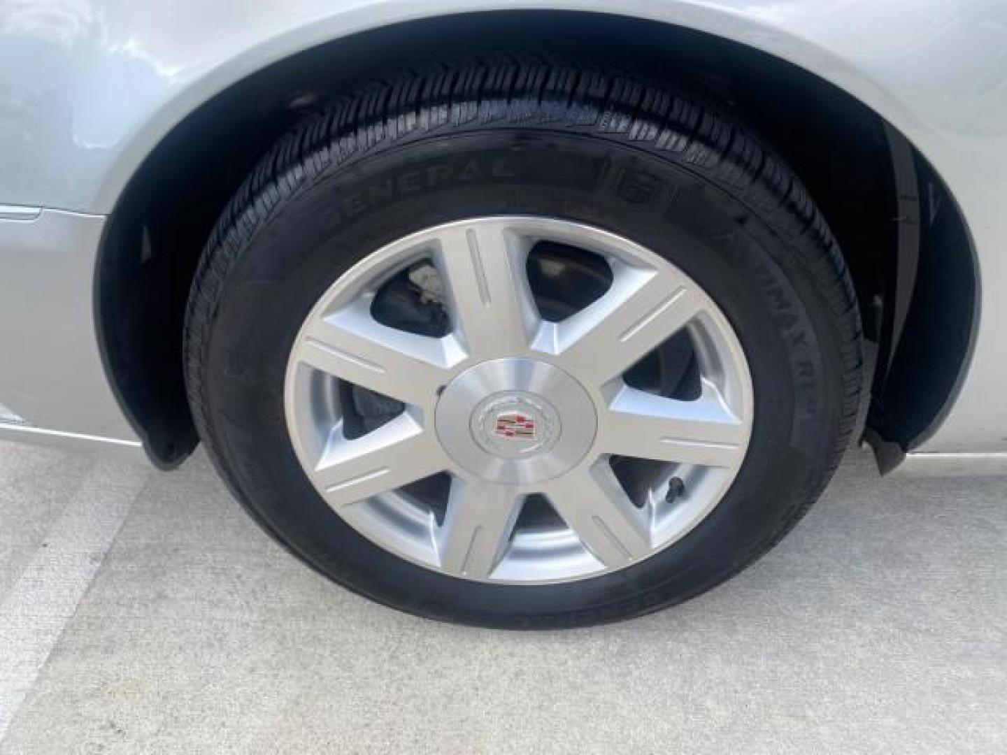 2008 Light Platinum /Ebony Cadillac DTS LOW MILES 59,290 27 SERVICES (1G6KD57Y38U) with an Northstar 4.6L DOHC V8 Engine engine, Automatic transmission, located at 4701 North Dixie Hwy, Pompano Beach, FL, 33064, (954) 422-2889, 26.240938, -80.123474 - OUR WEBPAGE FLORIDACARS1.COM HAS OVER 100 PHOTOS AND FREE CARFAX LINK 2008 CADILLAC DTS VIN: 1G6KD57Y38U105550 1 G 6 K D 5 7 Y 3 8 U 1 0 5 5 5 0 SEDAN 4 DR 4.6L V8 F GASOLINE FRONT WHEEL DRIVE Top Features Alloy Wheels Leather Seats Memory Seat(s) Remote Start Satellite Radio Ready Basic Features AB - Photo#19
