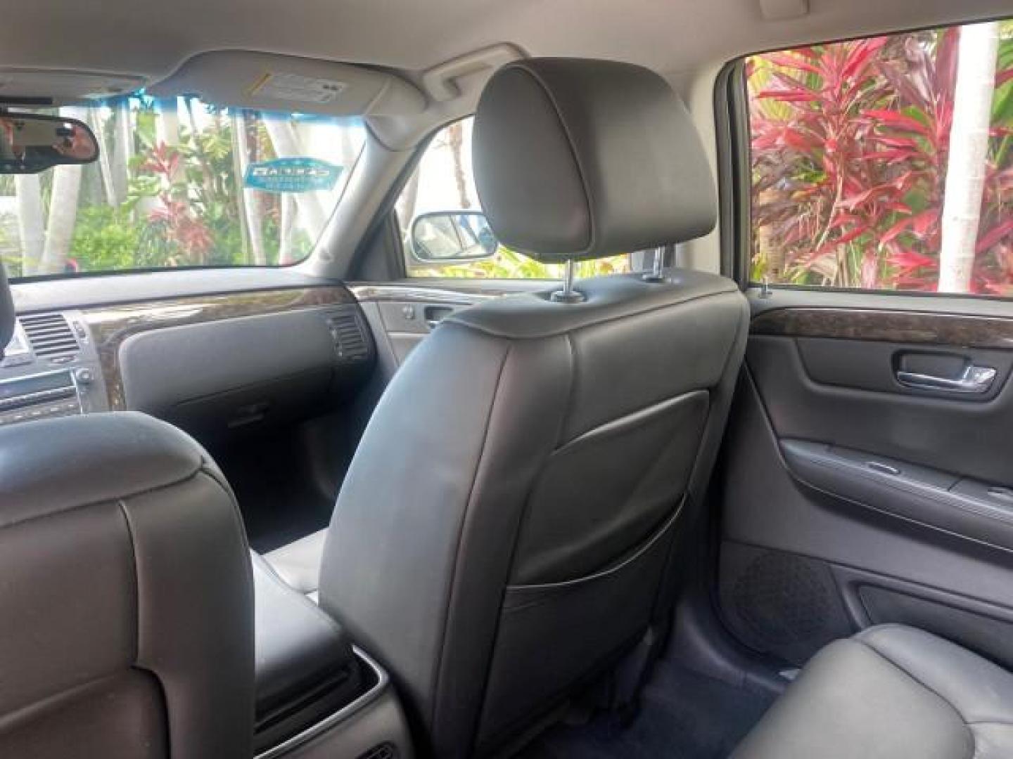 2008 Light Platinum /Ebony Cadillac DTS LOW MILES 59,290 27 SERVICES (1G6KD57Y38U) with an Northstar 4.6L DOHC V8 Engine engine, Automatic transmission, located at 4701 North Dixie Hwy, Pompano Beach, FL, 33064, (954) 422-2889, 26.240938, -80.123474 - OUR WEBPAGE FLORIDACARS1.COM HAS OVER 100 PHOTOS AND FREE CARFAX LINK 2008 CADILLAC DTS VIN: 1G6KD57Y38U105550 1 G 6 K D 5 7 Y 3 8 U 1 0 5 5 5 0 SEDAN 4 DR 4.6L V8 F GASOLINE FRONT WHEEL DRIVE Top Features Alloy Wheels Leather Seats Memory Seat(s) Remote Start Satellite Radio Ready Basic Features AB - Photo#69