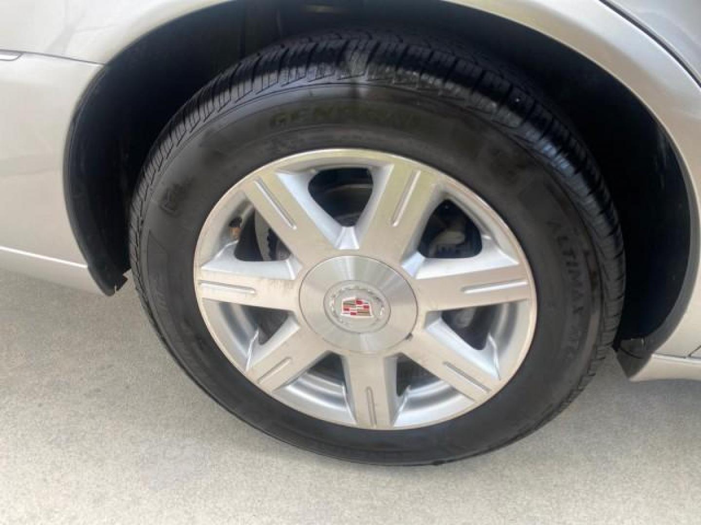2008 Light Platinum /Ebony Cadillac DTS LOW MILES 59,290 27 SERVICES (1G6KD57Y38U) with an Northstar 4.6L DOHC V8 Engine engine, Automatic transmission, located at 4701 North Dixie Hwy, Pompano Beach, FL, 33064, (954) 422-2889, 26.240938, -80.123474 - OUR WEBPAGE FLORIDACARS1.COM HAS OVER 100 PHOTOS AND FREE CARFAX LINK 2008 CADILLAC DTS VIN: 1G6KD57Y38U105550 1 G 6 K D 5 7 Y 3 8 U 1 0 5 5 5 0 SEDAN 4 DR 4.6L V8 F GASOLINE FRONT WHEEL DRIVE Top Features Alloy Wheels Leather Seats Memory Seat(s) Remote Start Satellite Radio Ready Basic Features AB - Photo#84