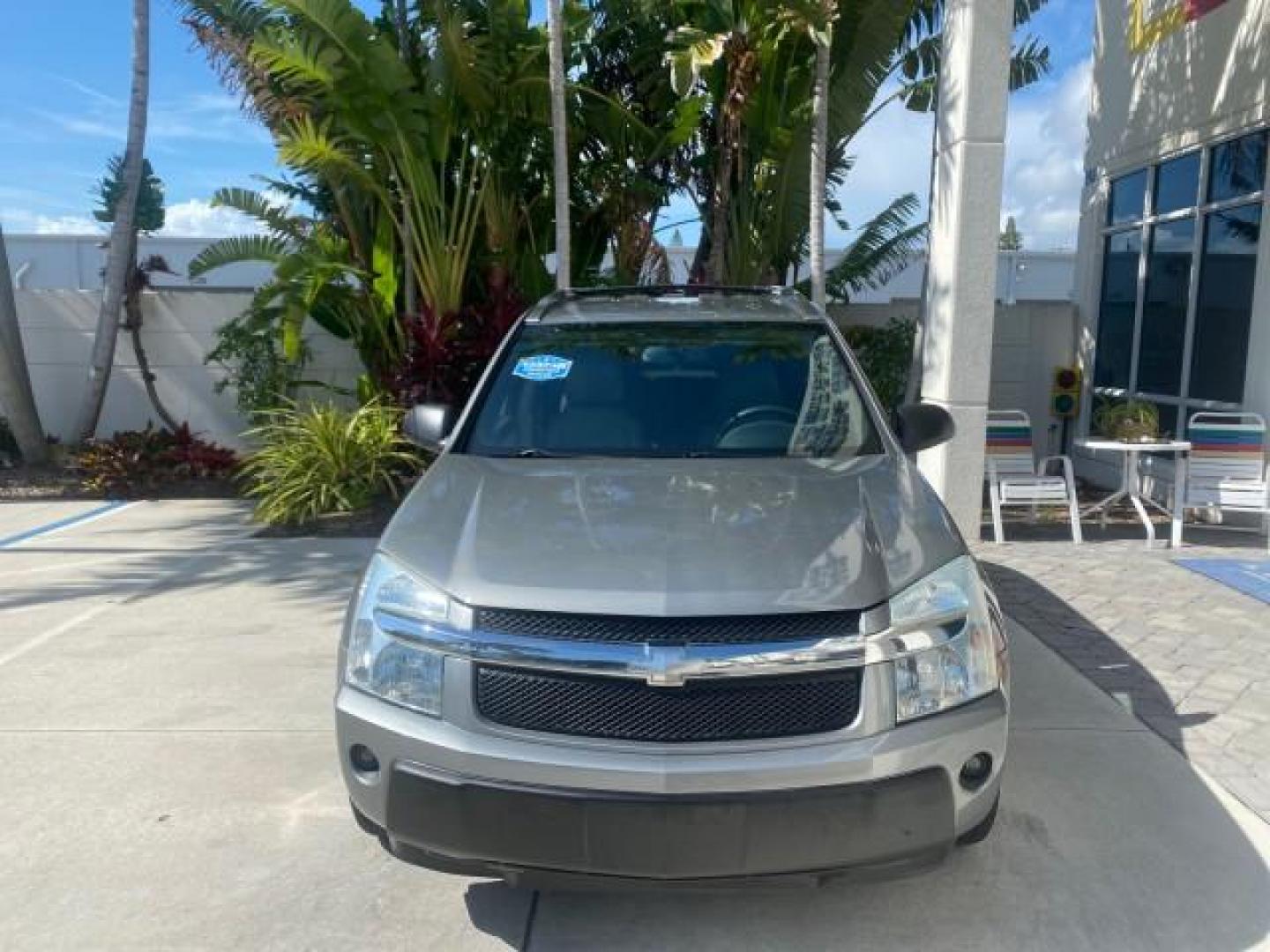 2005 Galaxy Silver Metallic /Light Gray Chevrolet Equinox LT LOW MILES 62,448 (2CNDL63F956) with an 3.4L 3400 V6 Engine engine, Automatic transmission, located at 4701 North Dixie Hwy, Pompano Beach, FL, 33064, (954) 422-2889, 26.240938, -80.123474 - OUR WEBPAGE FLORIDACARS1.COM HAS OVER 100 PHOTOS AND FREE CARFAX LINK 2005 CHEVROLET EQUINOX LT VIN: 2CNDL63F956029471 2 C N D L 6 3 F 9 5 6 0 2 9 4 7 1 4 DOOR WAGON/SPORT UTILITY 3.4L V6 F GASOLINE FRONT WHEEL DRIVE Top Features Alloy Wheels Leather Seats Basic Features ABS Brakes AM/FM Stereo Air - Photo#2