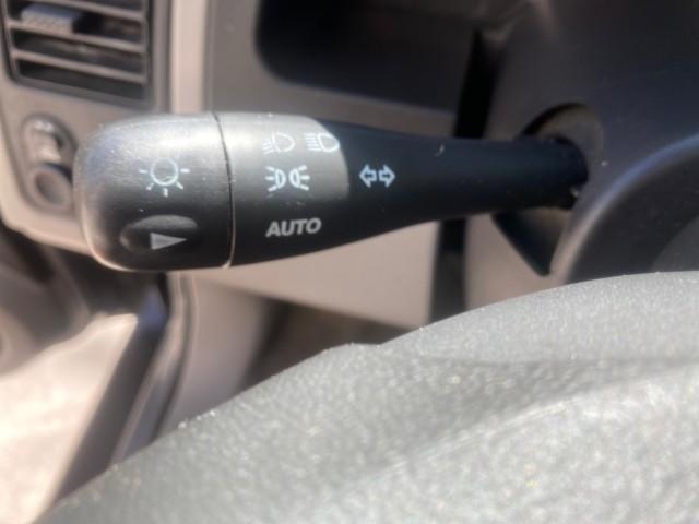 2005 Galaxy Silver Metallic /Light Gray Chevrolet Equinox LT LOW MILES 62,451 (2CNDL63F956) with an 3.4L 3400 V6 Engine engine, Automatic transmission, located at 4701 North Dixie Hwy, Pompano Beach, FL, 33064, (954) 422-2889, 26.240938, -80.123474 - OUR WEBPAGE FLORIDACARS1.COM HAS OVER 100 PHOTOS AND FREE CARFAX LINK 2005 CHEVROLET EQUINOX LT VIN: 2CNDL63F956029471 2 C N D L 6 3 F 9 5 6 0 2 9 4 7 1 4 DOOR WAGON/SPORT UTILITY 3.4L V6 F GASOLINE FRONT WHEEL DRIVE Top Features Alloy Wheels Leather Seats Basic Features ABS Brakes AM/FM Stereo Air - Photo#40