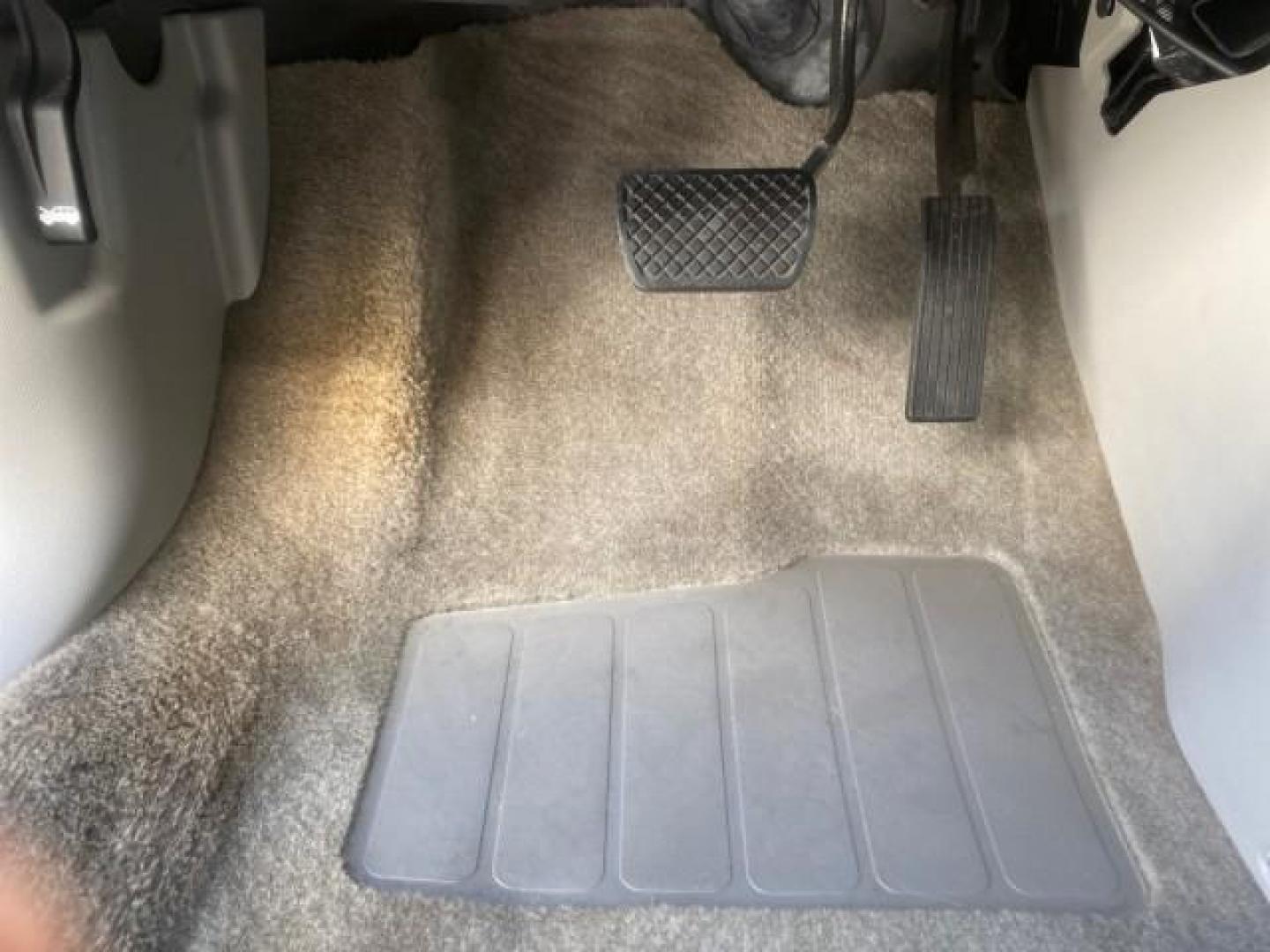 2005 Galaxy Silver Metallic /Light Gray Chevrolet Equinox LT LOW MILES 62,448 (2CNDL63F956) with an 3.4L 3400 V6 Engine engine, Automatic transmission, located at 4701 North Dixie Hwy, Pompano Beach, FL, 33064, (954) 422-2889, 26.240938, -80.123474 - OUR WEBPAGE FLORIDACARS1.COM HAS OVER 100 PHOTOS AND FREE CARFAX LINK 2005 CHEVROLET EQUINOX LT VIN: 2CNDL63F956029471 2 C N D L 6 3 F 9 5 6 0 2 9 4 7 1 4 DOOR WAGON/SPORT UTILITY 3.4L V6 F GASOLINE FRONT WHEEL DRIVE Top Features Alloy Wheels Leather Seats Basic Features ABS Brakes AM/FM Stereo Air - Photo#45