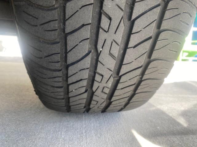 2005 Galaxy Silver Metallic /Light Gray Chevrolet Equinox LT LOW MILES 62,451 (2CNDL63F956) with an 3.4L 3400 V6 Engine engine, Automatic transmission, located at 4701 North Dixie Hwy, Pompano Beach, FL, 33064, (954) 422-2889, 26.240938, -80.123474 - OUR WEBPAGE FLORIDACARS1.COM HAS OVER 100 PHOTOS AND FREE CARFAX LINK 2005 CHEVROLET EQUINOX LT VIN: 2CNDL63F956029471 2 C N D L 6 3 F 9 5 6 0 2 9 4 7 1 4 DOOR WAGON/SPORT UTILITY 3.4L V6 F GASOLINE FRONT WHEEL DRIVE Top Features Alloy Wheels Leather Seats Basic Features ABS Brakes AM/FM Stereo Air - Photo#73