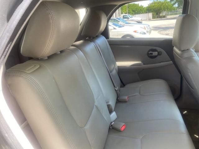 2005 Galaxy Silver Metallic /Light Gray Chevrolet Equinox LT LOW MILES 62,451 (2CNDL63F956) with an 3.4L 3400 V6 Engine engine, Automatic transmission, located at 4701 North Dixie Hwy, Pompano Beach, FL, 33064, (954) 422-2889, 26.240938, -80.123474 - OUR WEBPAGE FLORIDACARS1.COM HAS OVER 100 PHOTOS AND FREE CARFAX LINK 2005 CHEVROLET EQUINOX LT VIN: 2CNDL63F956029471 2 C N D L 6 3 F 9 5 6 0 2 9 4 7 1 4 DOOR WAGON/SPORT UTILITY 3.4L V6 F GASOLINE FRONT WHEEL DRIVE Top Features Alloy Wheels Leather Seats Basic Features ABS Brakes AM/FM Stereo Air - Photo#90