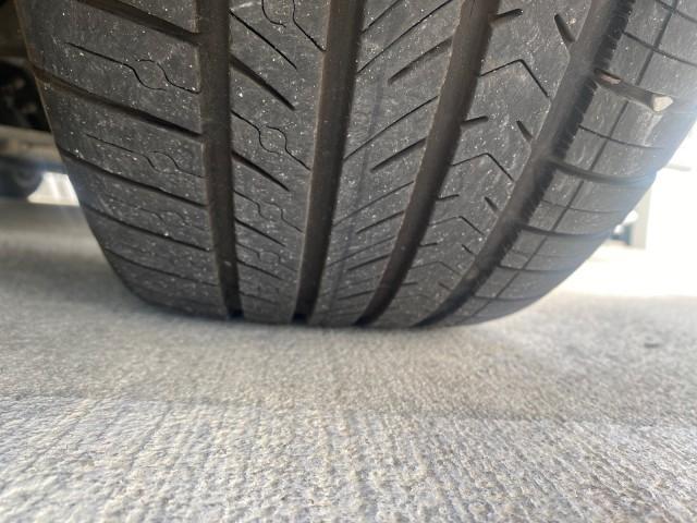 2008 Mercury Metallic /Light Gray Lexus LS 460 1 OWNER.FL LOW MILES 83,771 (JTHBL46F185) with an 4.6L DOHC 32-Valve V8 Engine engine, Automatic transmission, located at 4701 North Dixie Hwy, Pompano Beach, FL, 33064, (954) 422-2889, 26.240938, -80.123474 - OUR WEBPAGE FLORIDACARS1.COM HAS OVER 100 PHOTOS AND FREE CARFAX LINK 2008 LEXUS LS 460 $ 69,995 NEW VIN: JTHBL46F185078948 J T H B L 4 6 F 1 8 5 0 7 8 9 4 8 SEDAN 4 DR 4.6L V8 F DOHC 32V GASOLINE REAR WHEEL DRIVE Top Features A/C Seat(s) Alloy Wheels Bluetooth Technology Comfort Package Front Seat - Photo#20