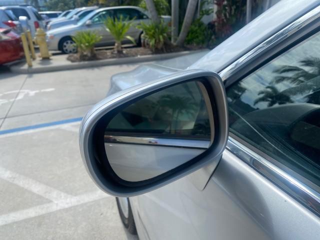 2008 Mercury Metallic /Light Gray Lexus LS 460 1 OWNER.FL LOW MILES 83,771 (JTHBL46F185) with an 4.6L DOHC 32-Valve V8 Engine engine, Automatic transmission, located at 4701 North Dixie Hwy, Pompano Beach, FL, 33064, (954) 422-2889, 26.240938, -80.123474 - OUR WEBPAGE FLORIDACARS1.COM HAS OVER 100 PHOTOS AND FREE CARFAX LINK 2008 LEXUS LS 460 $ 69,995 NEW VIN: JTHBL46F185078948 J T H B L 4 6 F 1 8 5 0 7 8 9 4 8 SEDAN 4 DR 4.6L V8 F DOHC 32V GASOLINE REAR WHEEL DRIVE Top Features A/C Seat(s) Alloy Wheels Bluetooth Technology Comfort Package Front Seat - Photo#29