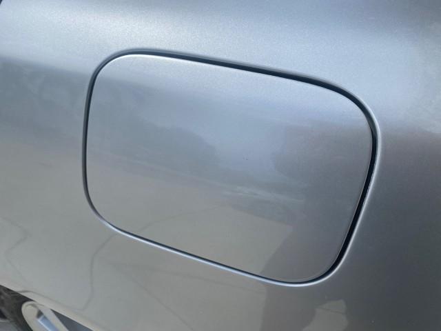 2008 Mercury Metallic /Light Gray Lexus LS 460 1 OWNER.FL LOW MILES 83,771 (JTHBL46F185) with an 4.6L DOHC 32-Valve V8 Engine engine, Automatic transmission, located at 4701 North Dixie Hwy, Pompano Beach, FL, 33064, (954) 422-2889, 26.240938, -80.123474 - OUR WEBPAGE FLORIDACARS1.COM HAS OVER 100 PHOTOS AND FREE CARFAX LINK 2008 LEXUS LS 460 $ 69,995 NEW VIN: JTHBL46F185078948 J T H B L 4 6 F 1 8 5 0 7 8 9 4 8 SEDAN 4 DR 4.6L V8 F DOHC 32V GASOLINE REAR WHEEL DRIVE Top Features A/C Seat(s) Alloy Wheels Bluetooth Technology Comfort Package Front Seat - Photo#74