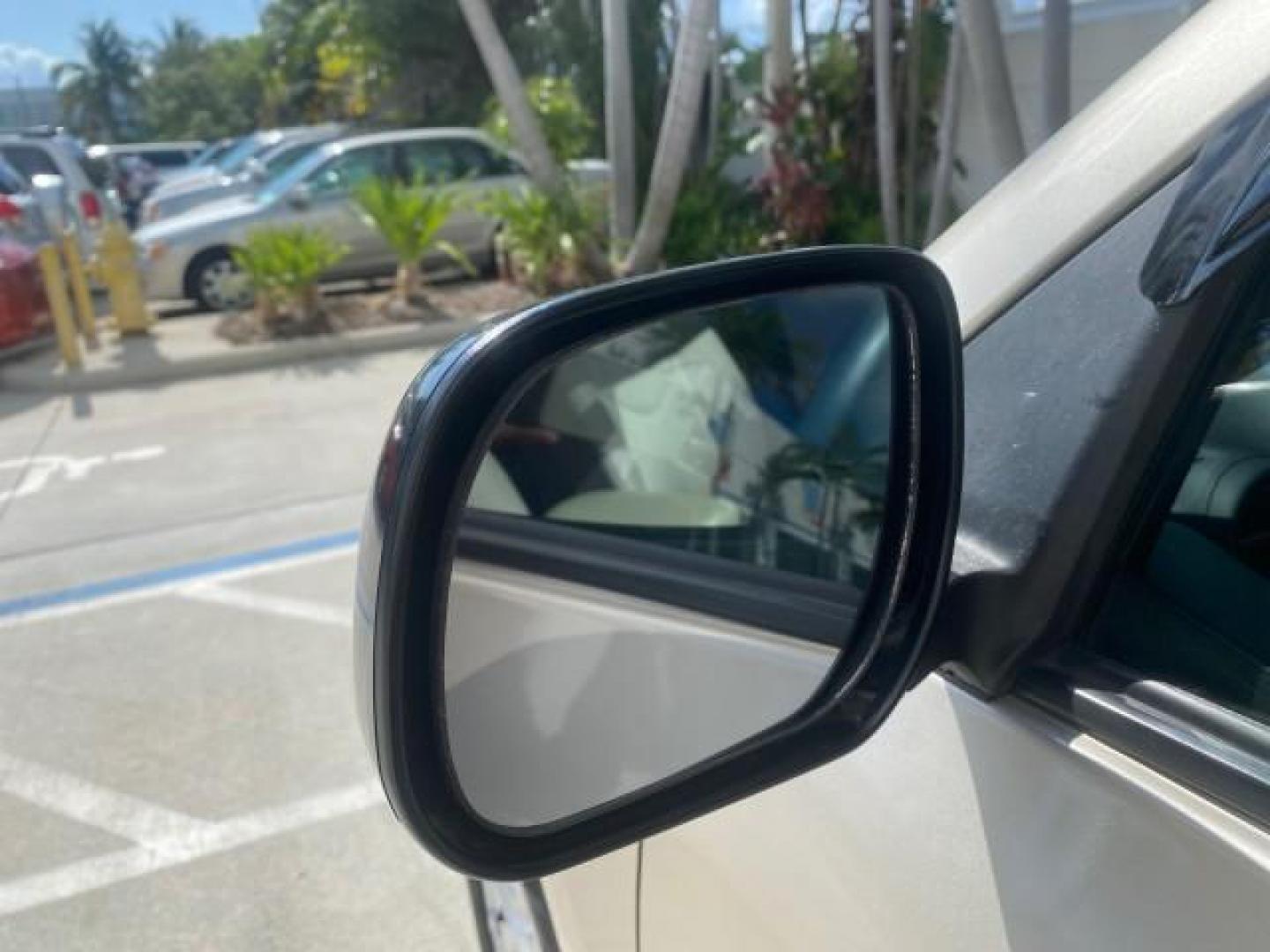2007 Blizzard Pearl /Taupe Toyota RAV4 1 OWNER FL 24 SERVICES 4X4 (JTMBD33V376) with an 2.4L DOHC SFI 16-Valve VVT-i 4-Cyl Engine engine, Automatic transmission, located at 4701 North Dixie Hwy, Pompano Beach, FL, 33064, (954) 422-2889, 26.240938, -80.123474 - OUR WEBPAGE FLORIDACARS1.COM HAS OVER 100 PHOTOS AND FREE CARFAX LINK 2007 TOYOTA RAV4 VIN: JTMBD33V376029392 J T M B D 3 3 V 3 7 6 0 2 9 3 9 2 4 DOOR WAGON/SPORT UTILITY 2.4L I4 F DOHC 16V GASOLINE ALL WHEEL DRIVE Top Features 4WD/AWD Cloth Seats Basic Features ABS Brakes AM/FM Stereo Air Condition - Photo#29