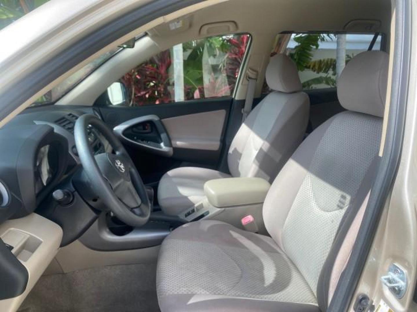 2007 Blizzard Pearl /Taupe Toyota RAV4 1 OWNER FL 24 SERVICES 4X4 (JTMBD33V376) with an 2.4L DOHC SFI 16-Valve VVT-i 4-Cyl Engine engine, Automatic transmission, located at 4701 North Dixie Hwy, Pompano Beach, FL, 33064, (954) 422-2889, 26.240938, -80.123474 - OUR WEBPAGE FLORIDACARS1.COM HAS OVER 100 PHOTOS AND FREE CARFAX LINK 2007 TOYOTA RAV4 VIN: JTMBD33V376029392 J T M B D 3 3 V 3 7 6 0 2 9 3 9 2 4 DOOR WAGON/SPORT UTILITY 2.4L I4 F DOHC 16V GASOLINE ALL WHEEL DRIVE Top Features 4WD/AWD Cloth Seats Basic Features ABS Brakes AM/FM Stereo Air Condition - Photo#32